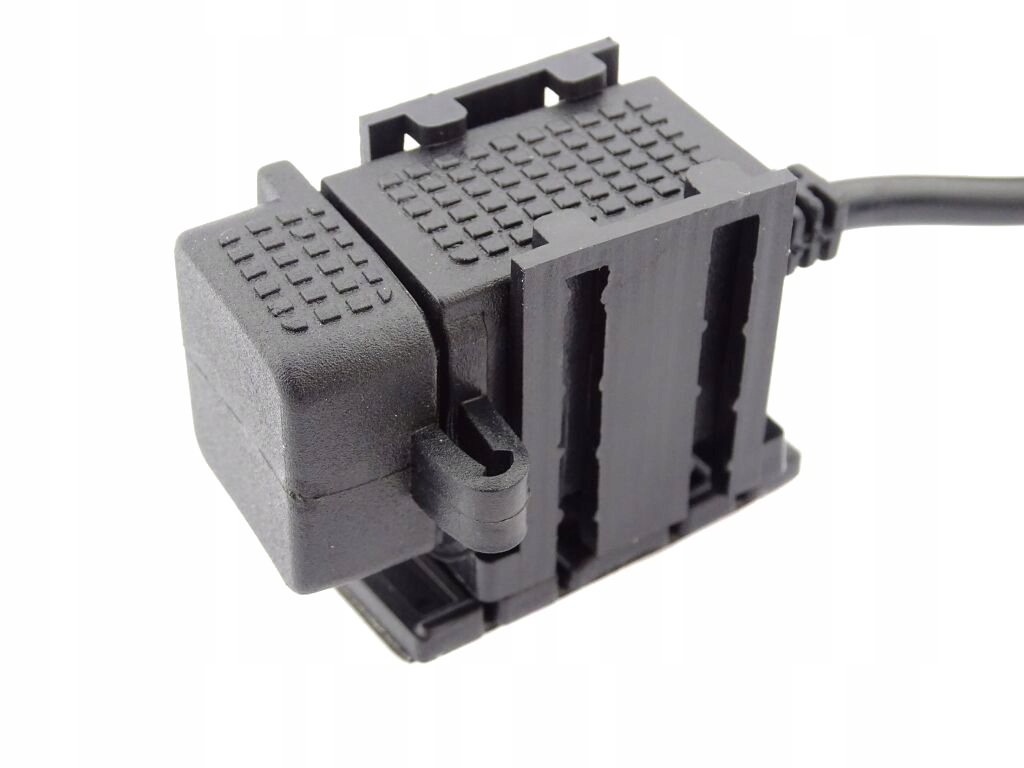 MOTOCYKLOWE GNIAZDO 2X USB NA PŁASKĄ POWIERZCHNIĘ Producent Motolp