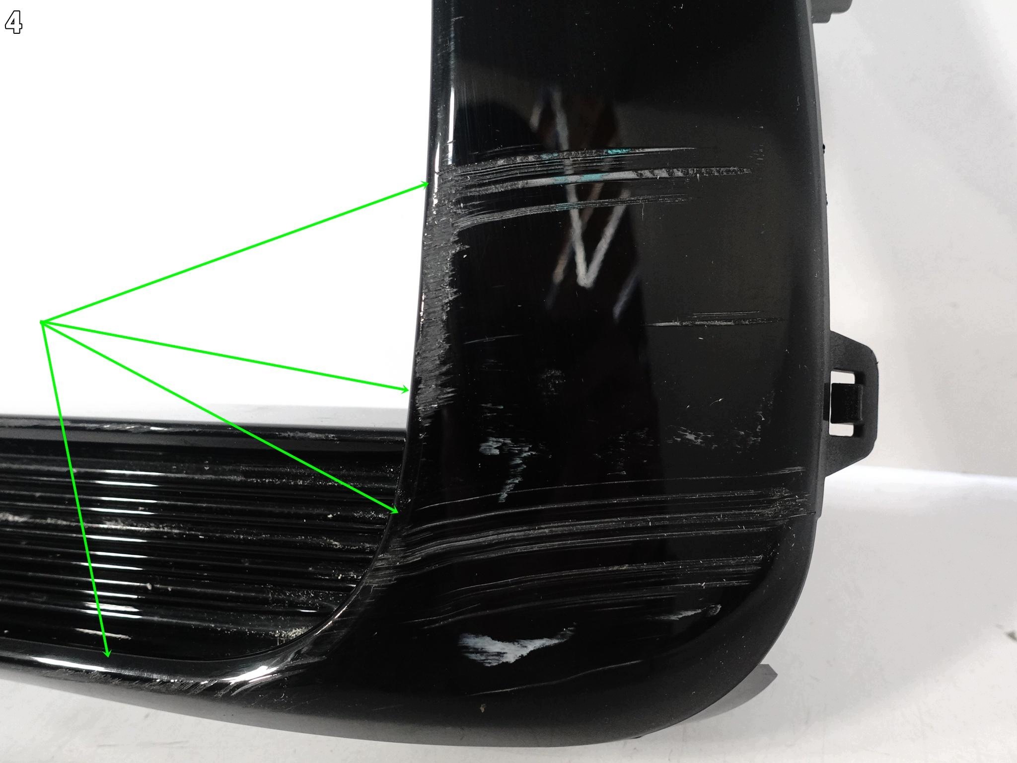 PORSCHE MACAN 95B GTS 18-21 moulding grille grid intake W bumper front right