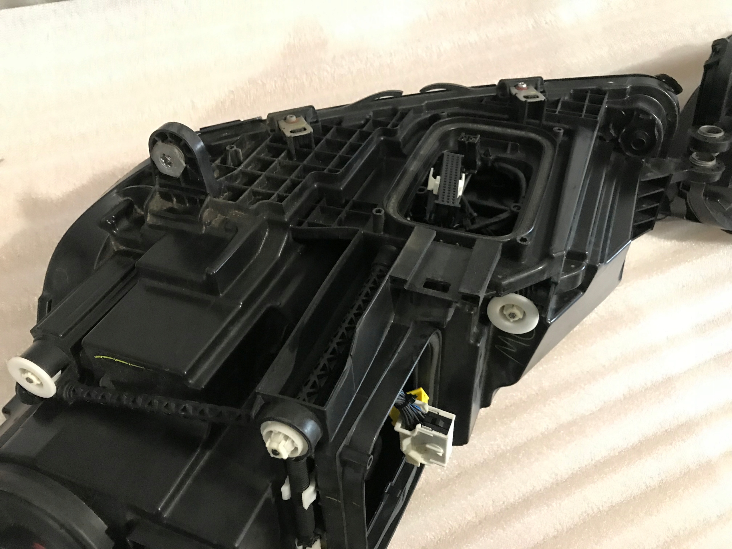 KOMPLET LAMP PRZÓD MERC GLE ML 167 MULTIBEM 2019 Wersja Europejska