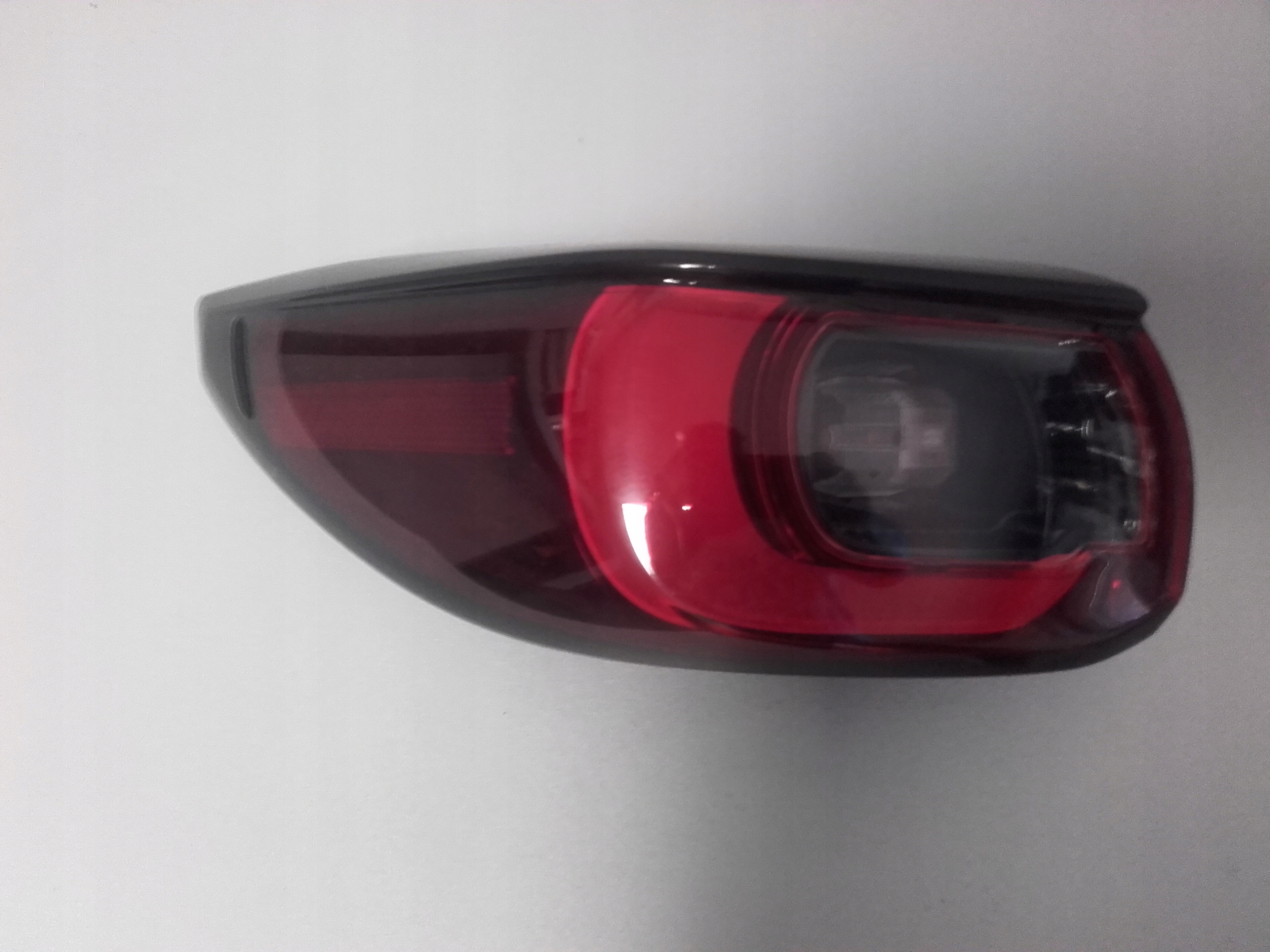mazda фонарь левый в крыло KSD4-51160
