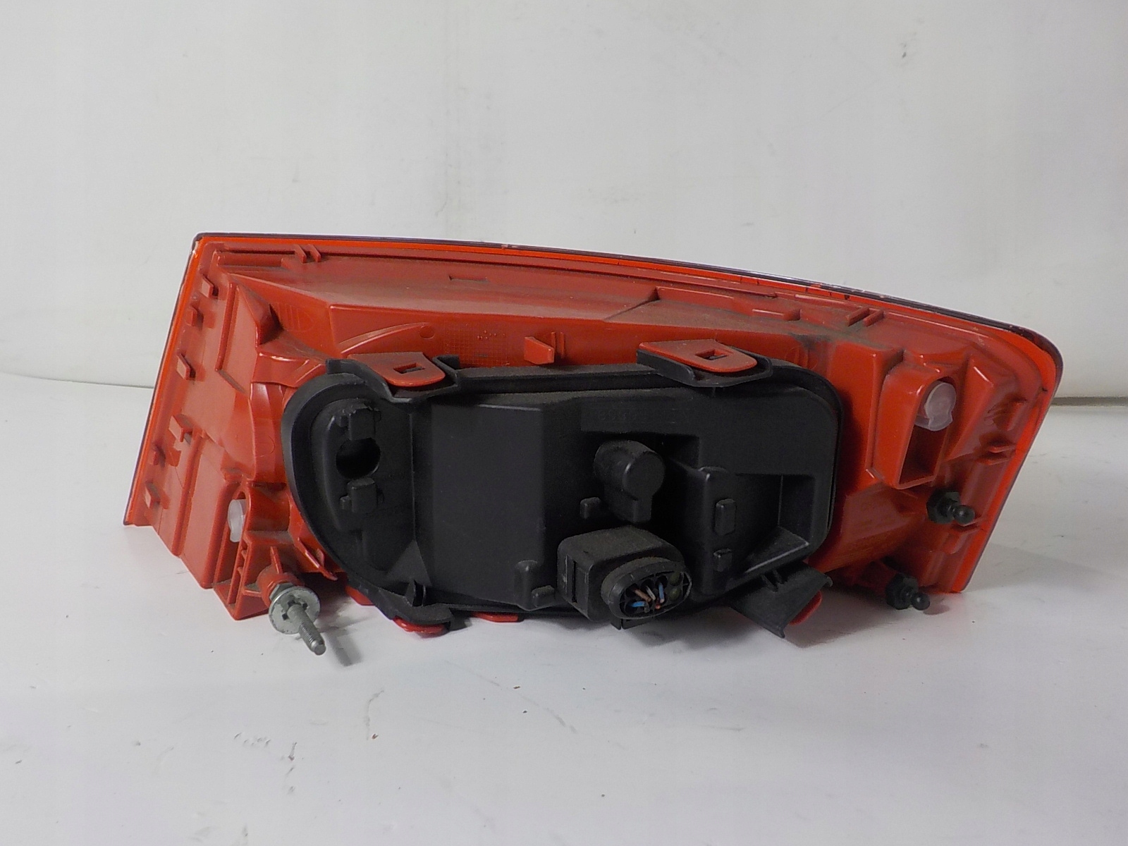 AUDI A6 C6 sedan LIFT light left rear left rear part
