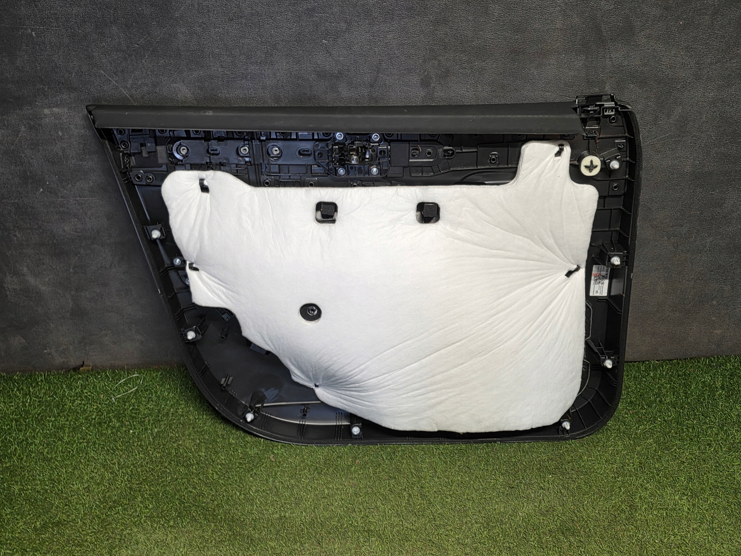обивка дверные карты правое перед volvo EX30