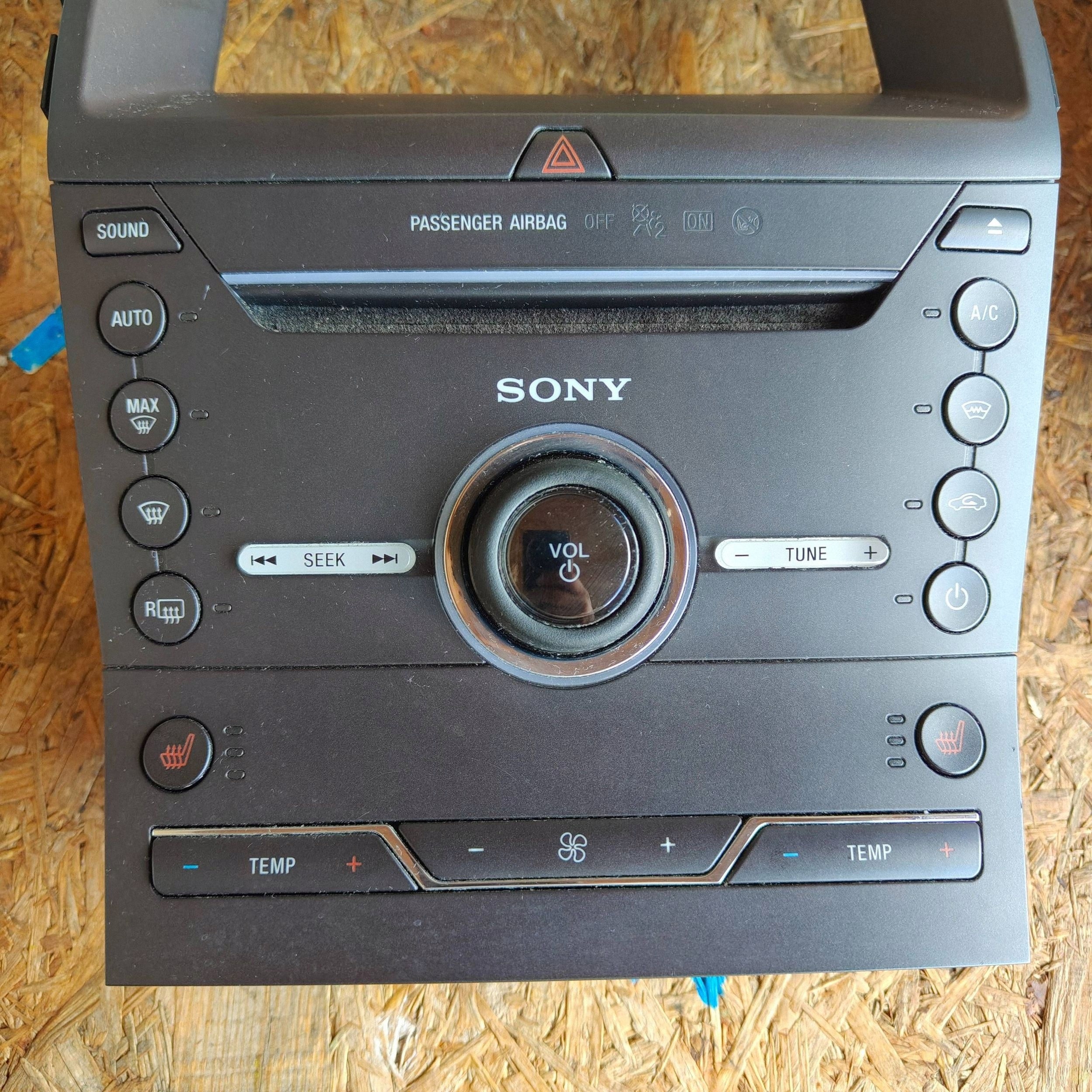 Ford Edge II console centralna radio regulation GM2T18E245AYC