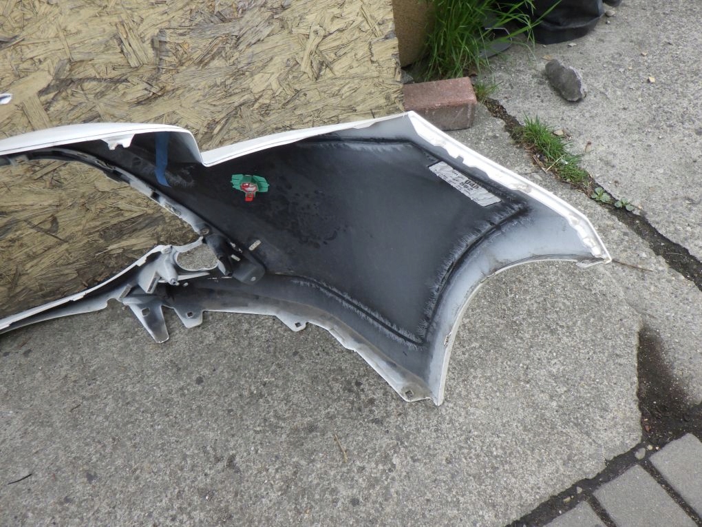 TOYOTA COROLLA E21 LIFT KOMBI HB 23- Frontstoßstange