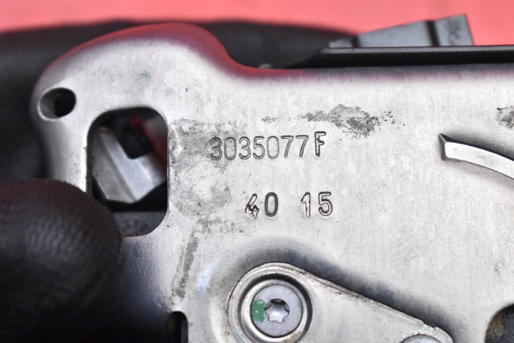 lock door left front front EU 3035077F OPEL ASTRA 5 V K 5D HB 15-20