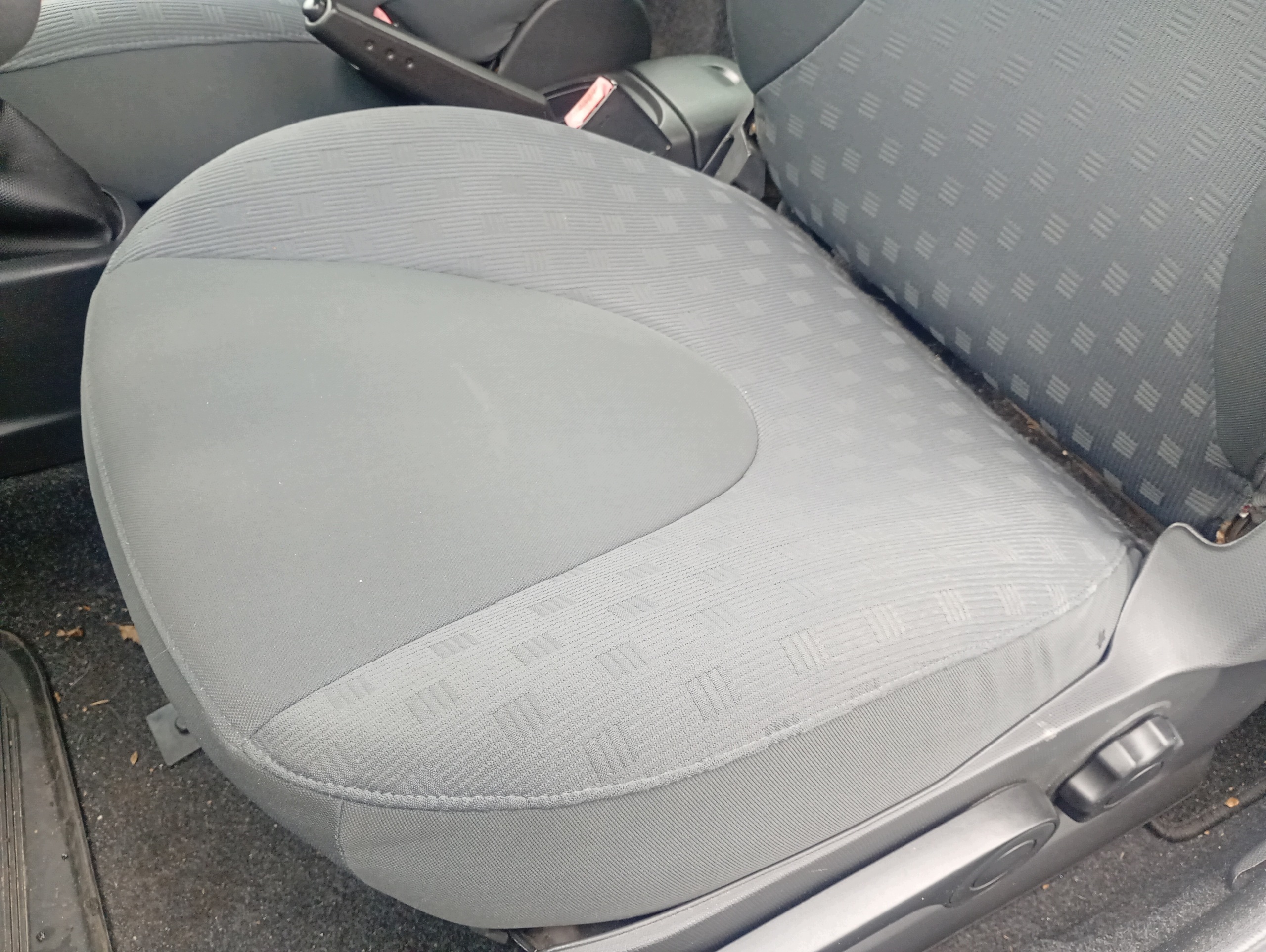 seat left driver´s Nissan Micra K12 03-10