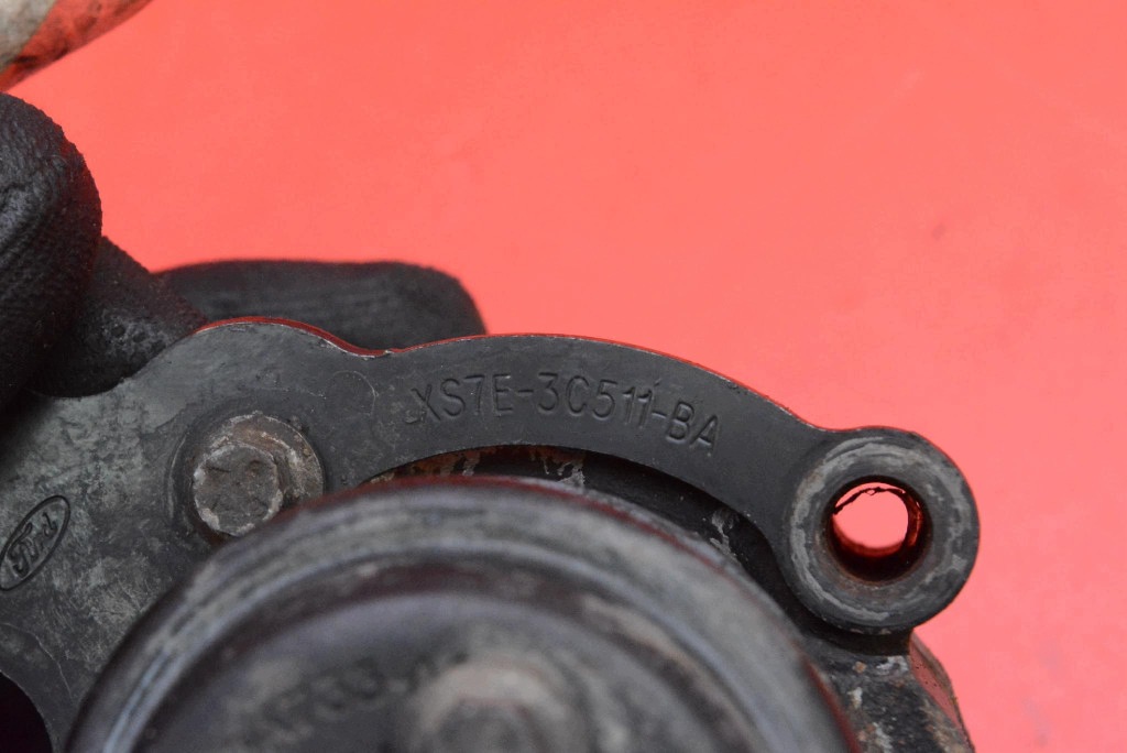 Servopumpe des Lenkrads FORD TRANSIT 5 V 2.0 TD 85 KM 00-13