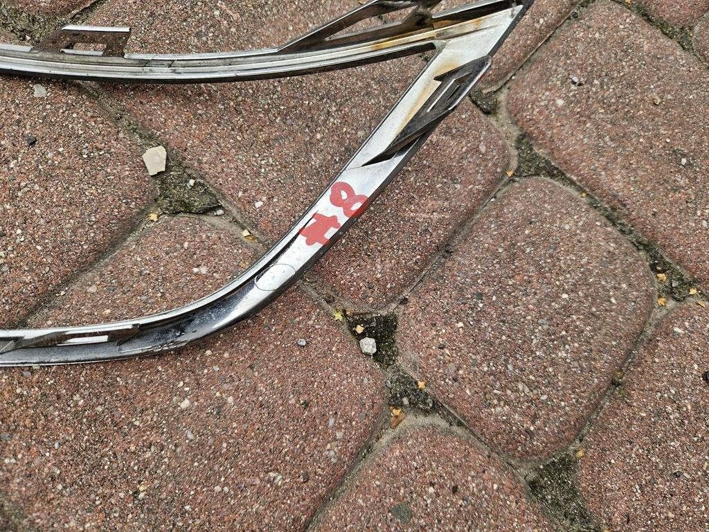 moulding frame chrom lights front przedniej right praw Opel Mokka B 9839966280