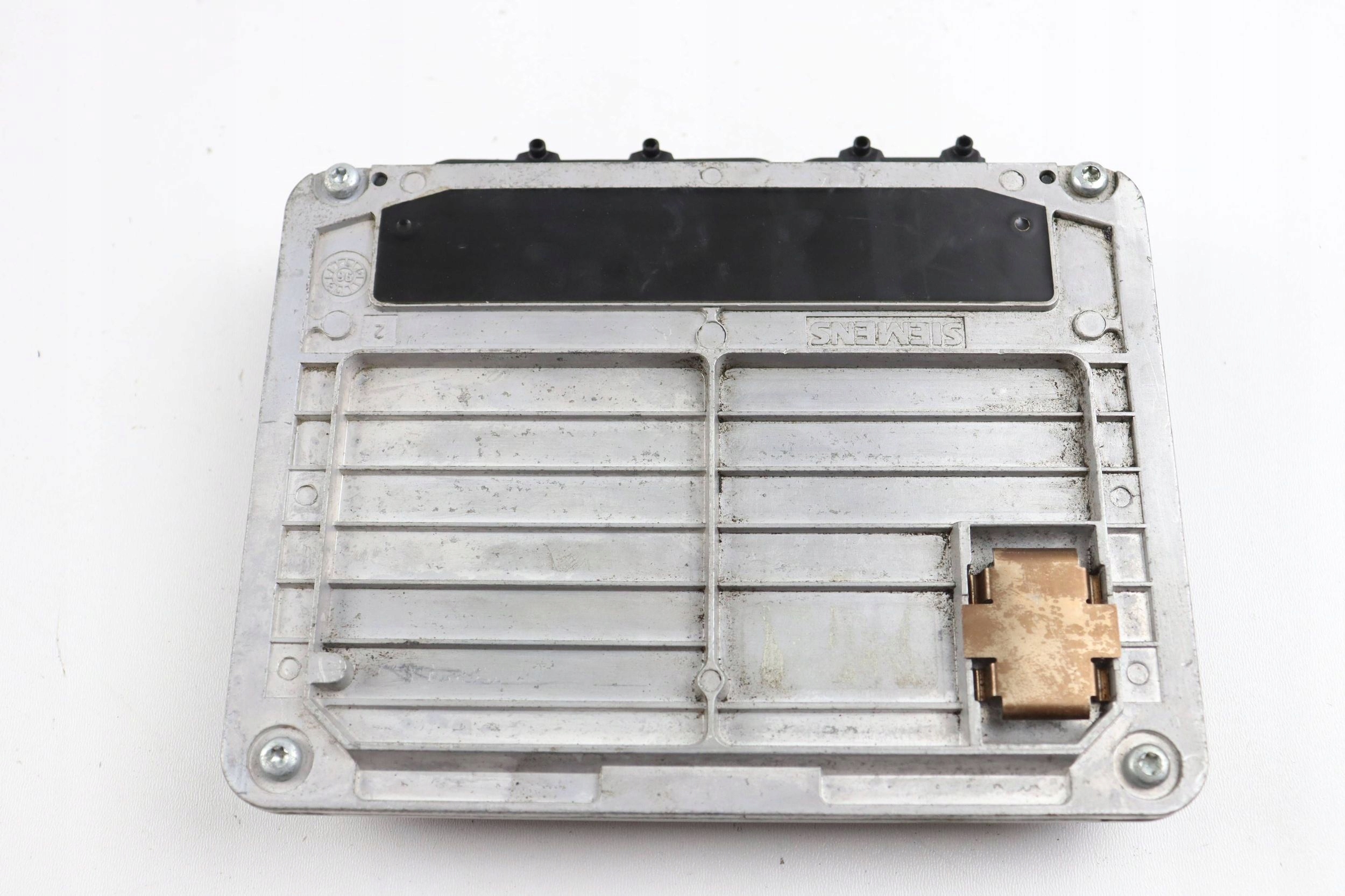 VW PASSAT B5 computer control unit of the engine 1.6 petrol 3B0907557