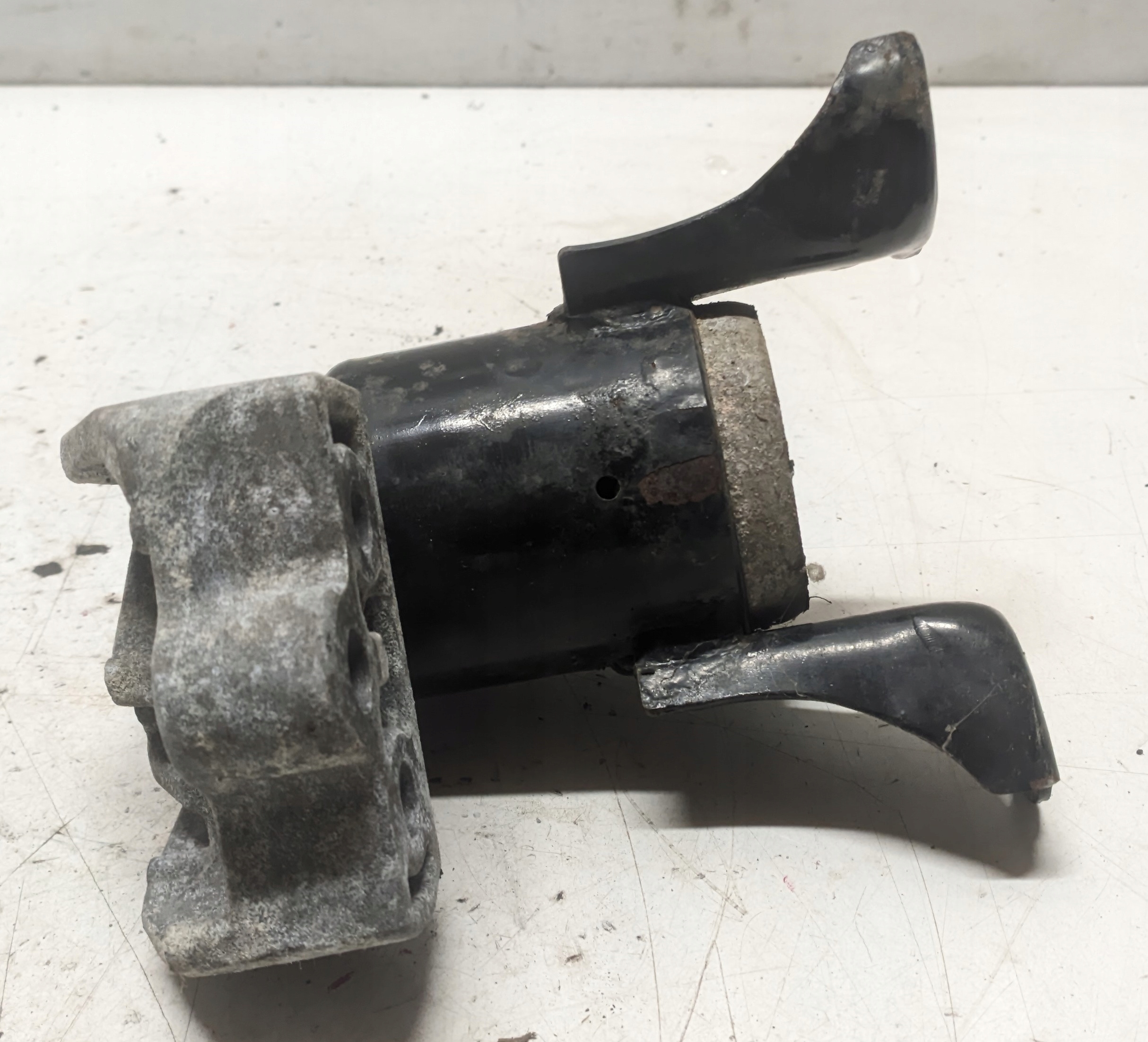 FORD B-MAX 12R 1.0EB holder engine mount C1B1-6F012-AC