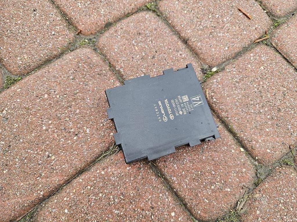 module control unit GATEWAY V4 Toyota Aygo X 89111-0H030