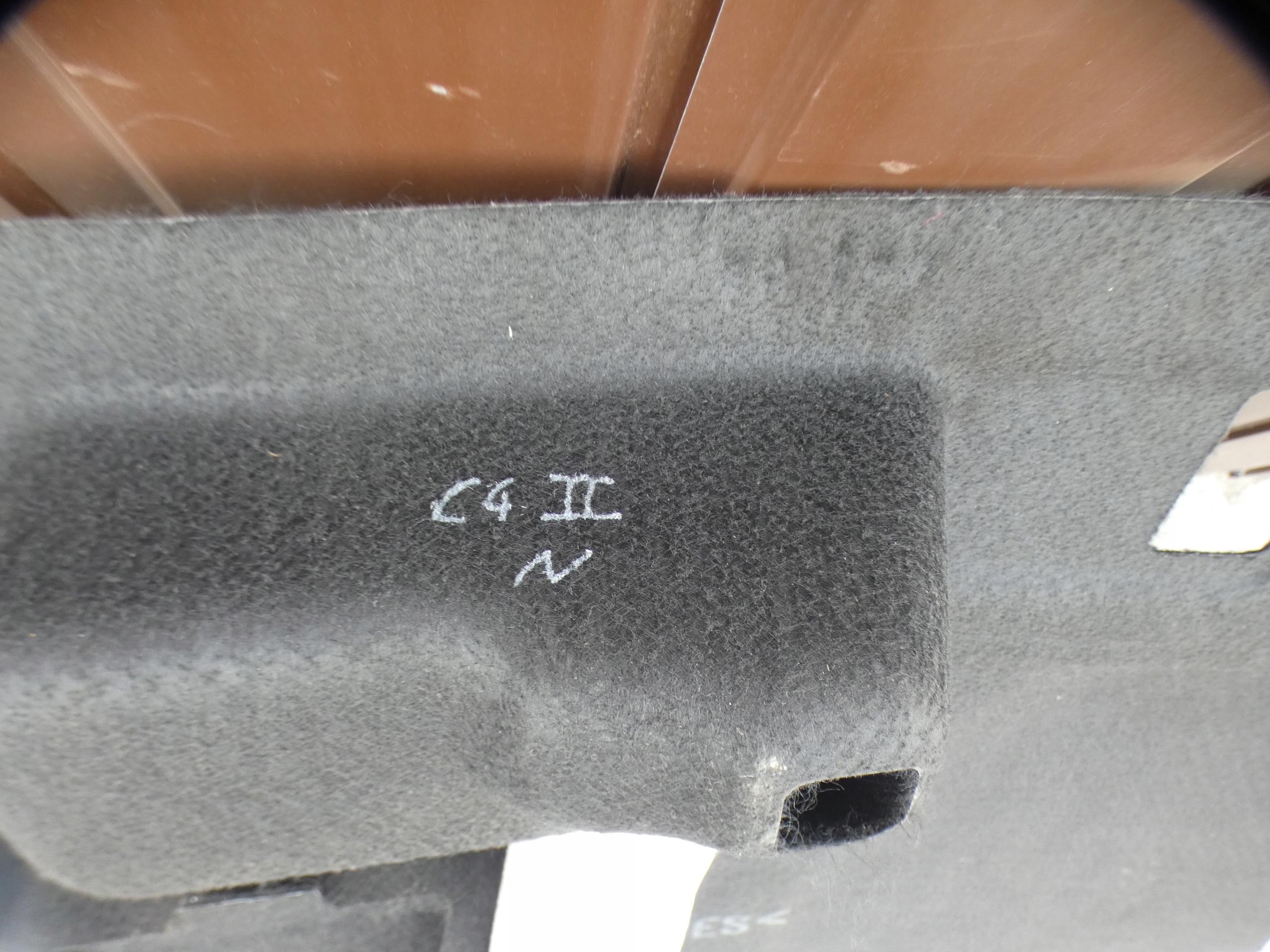 boot side left right Citroen C4 II B7