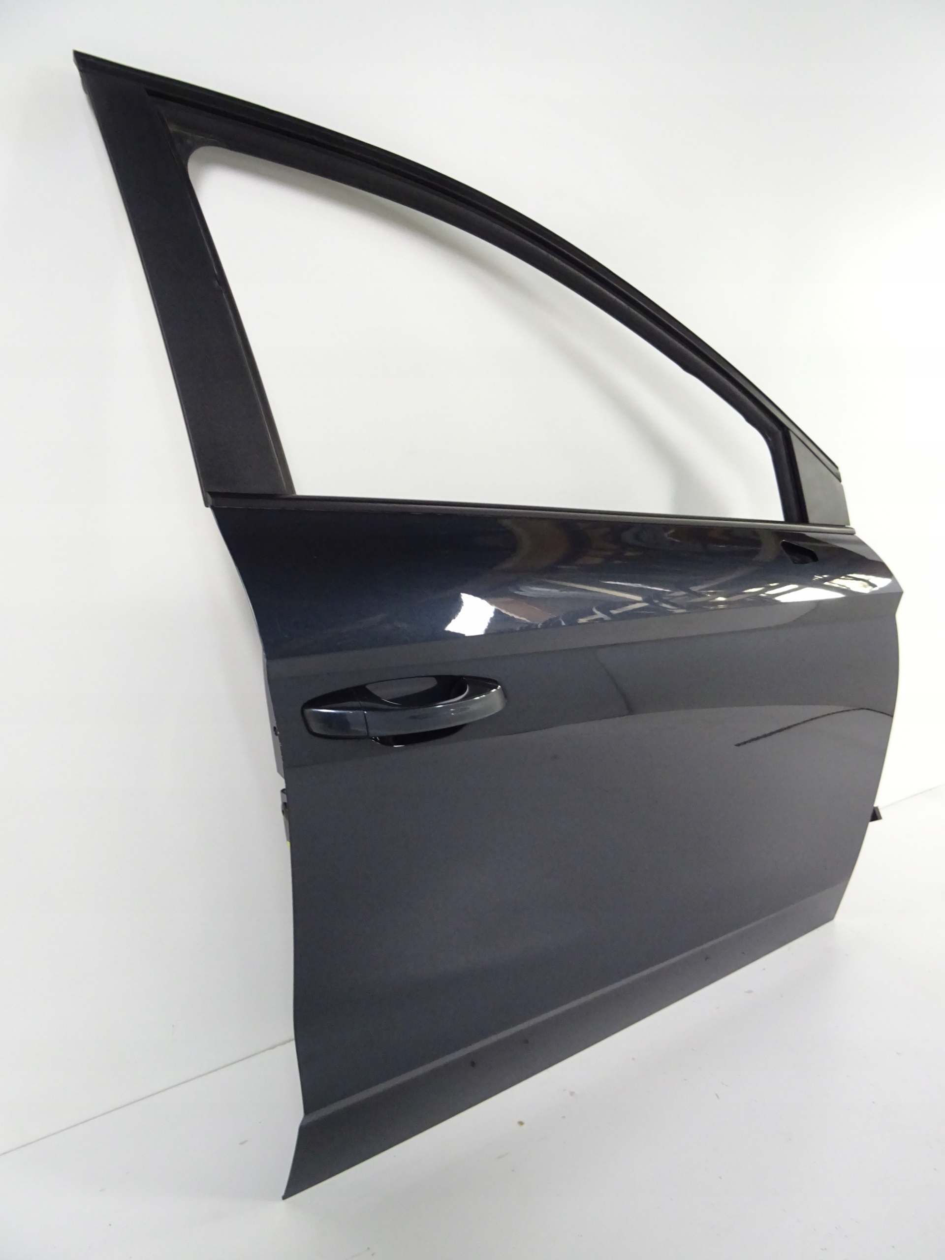 SEAT IBIZA V 6F DRZWI PRAWE PRZÓD PERŁA 2020 Producent części Seat