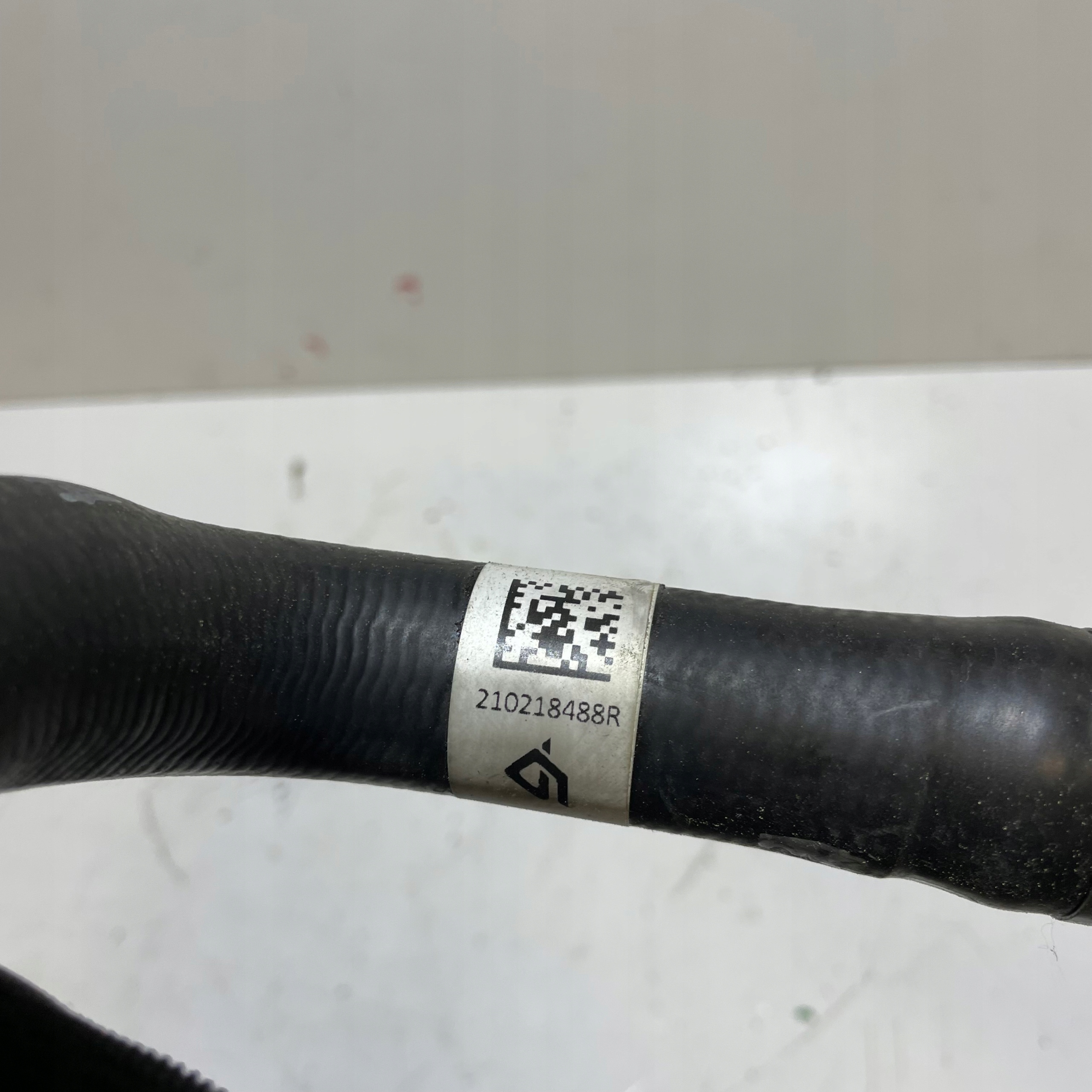 RENAULT ARKANA HYBRYDA CRIJEVO VODE PRIJENOS 210218488R