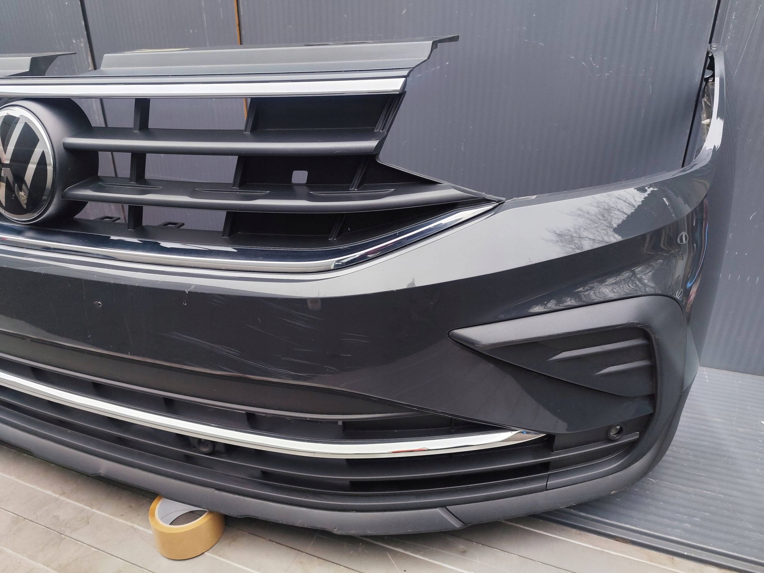 VW TIGUAN II 5NA LIFT bumper front 4xPDC complete DEMONTAZ