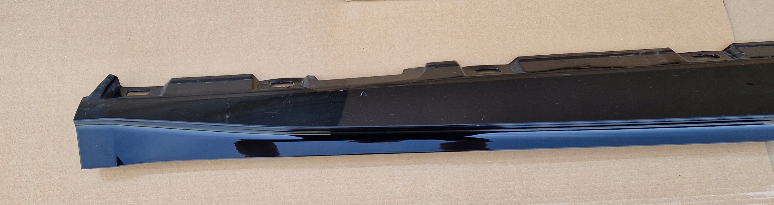 cap moulding threshold AUDI A5 LIFT 8W6853860E LY9T right