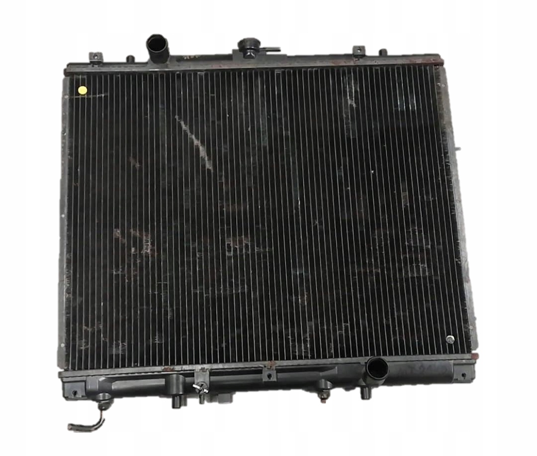 Радиатор митсубиси паджеро спорт. Радиатор л 200 96-05 размер. Радиатор вода Паджеро спорт.