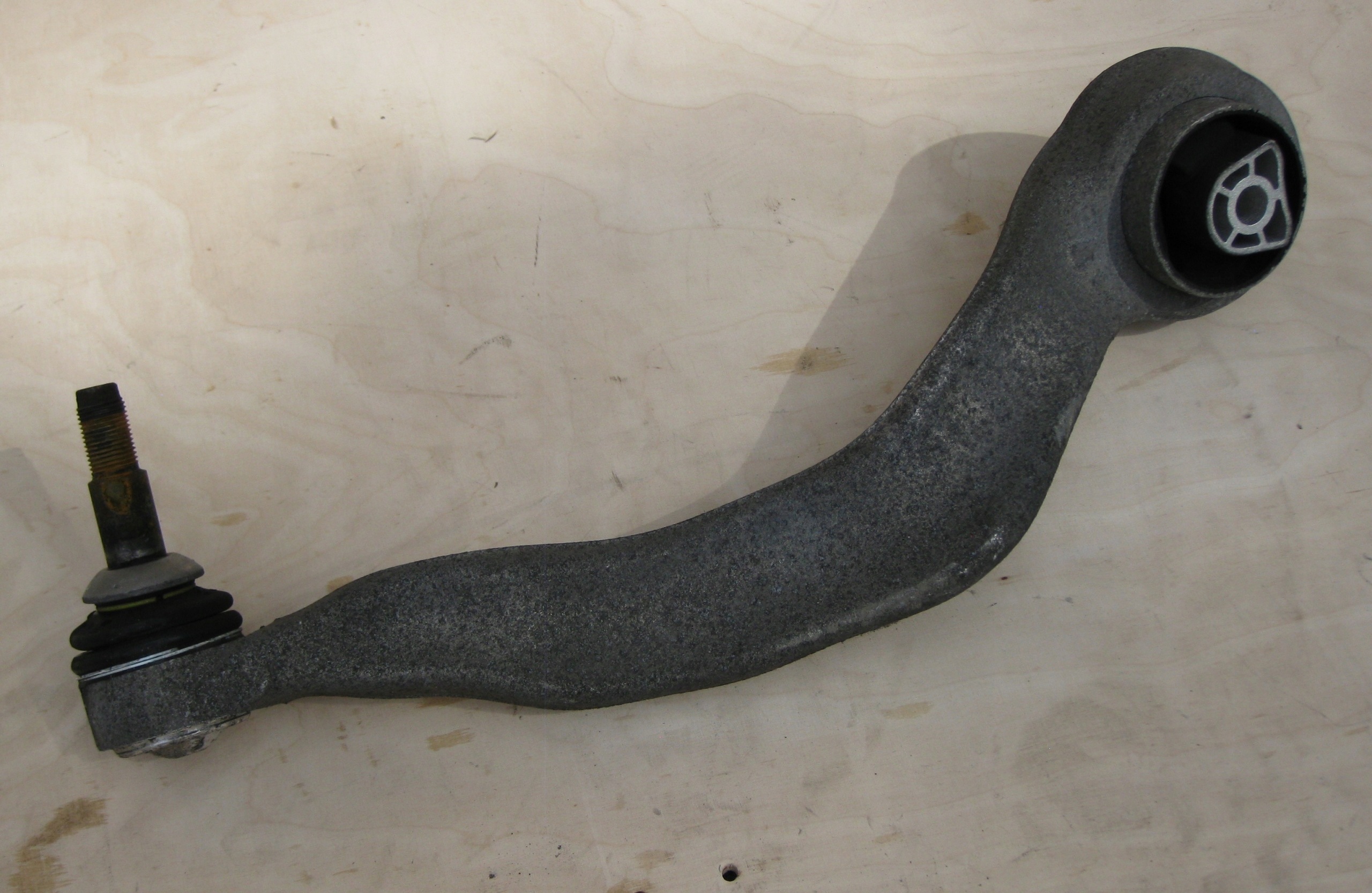 BMW 5 G30 3.0D 19R arm front right