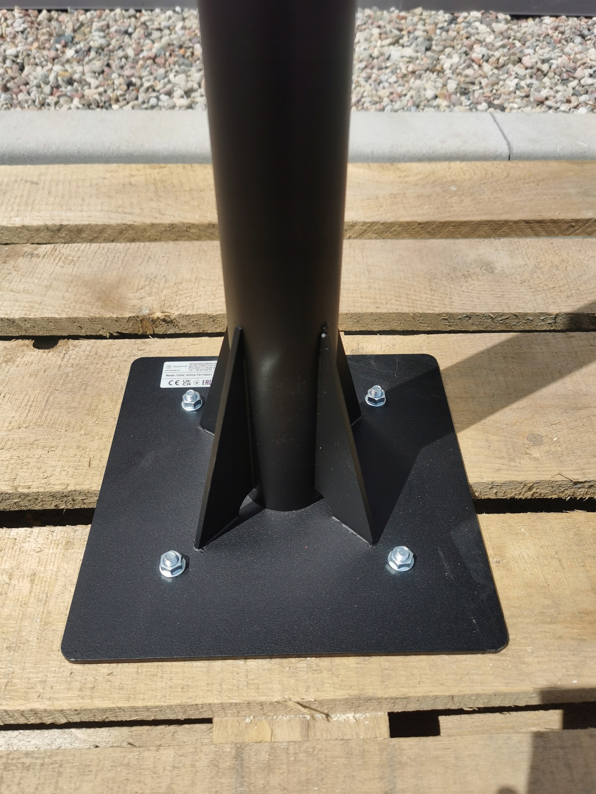 Słup oświetleniowy 150W solarna czujnik ruchu 4m Moc lampy 150 W