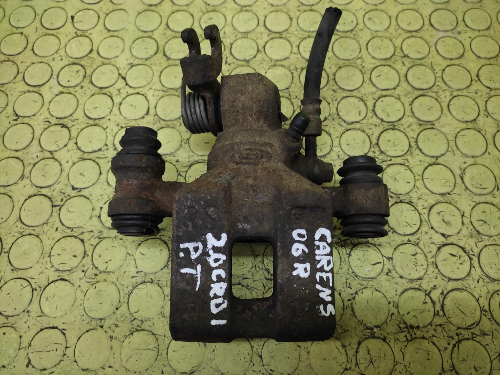 KIA CARENS 2.0 CRDI caliper right rear part