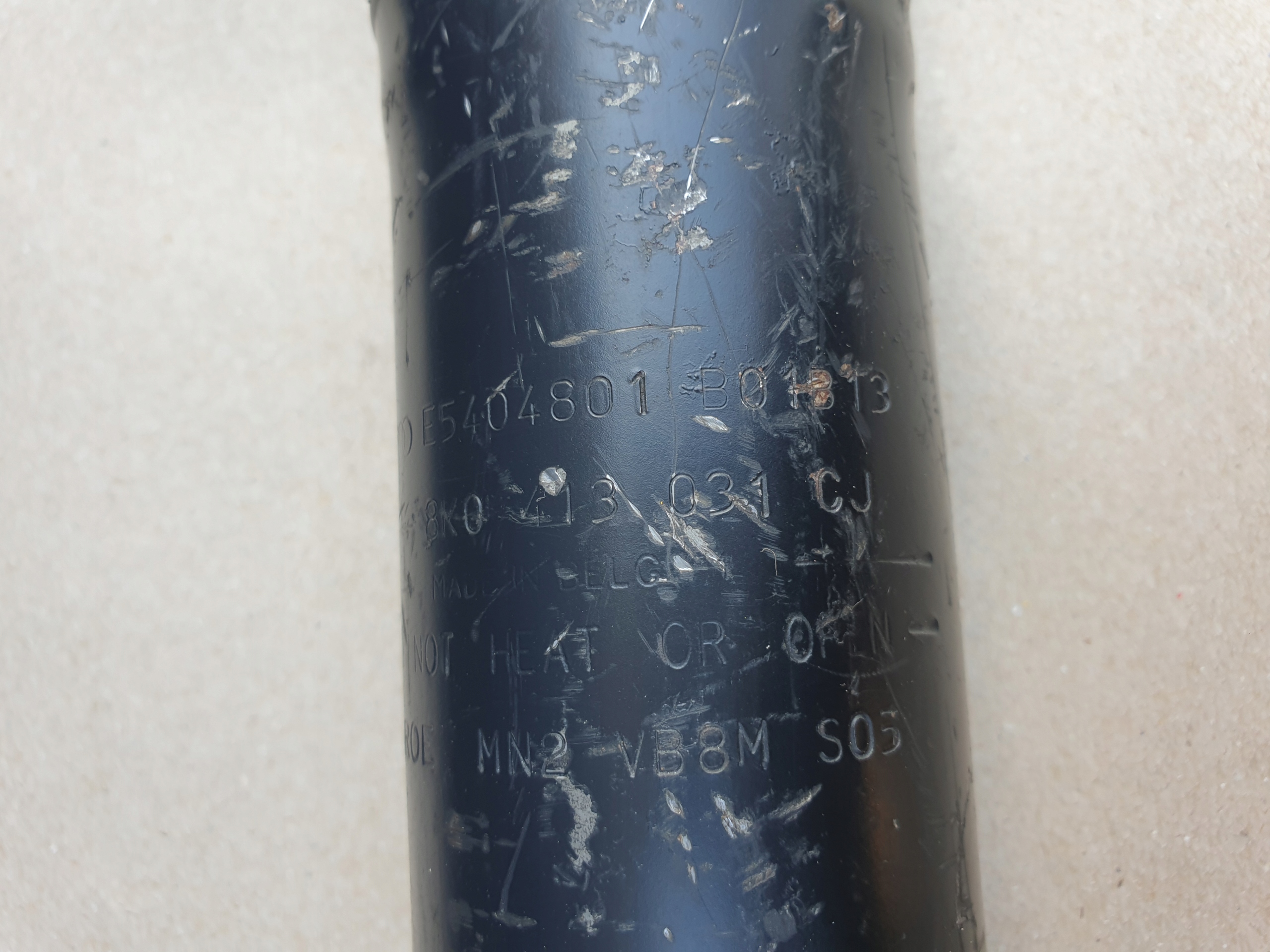 shock absorber front AUDI A4 B8 8K A5 8T 8K0413031CJ OE