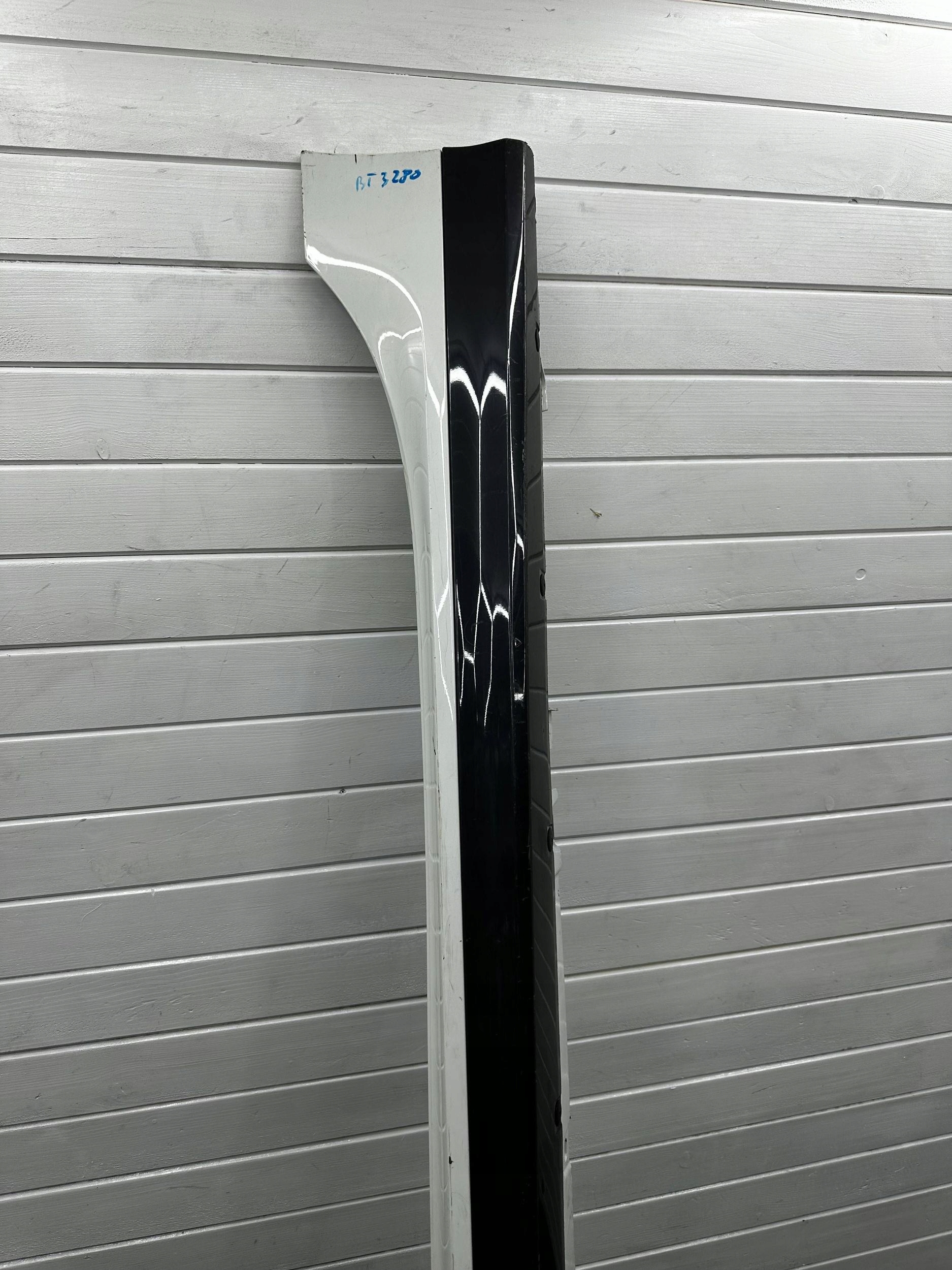 cover of the threshold inner front BMW 2 F44 8075465