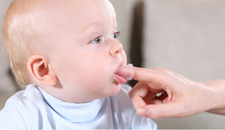 SZCZOTECZKA +ETUI MASOWANIA DZIĄSEŁ ZĘBÓW Palec RÓŻOWA Rodzaj manualna