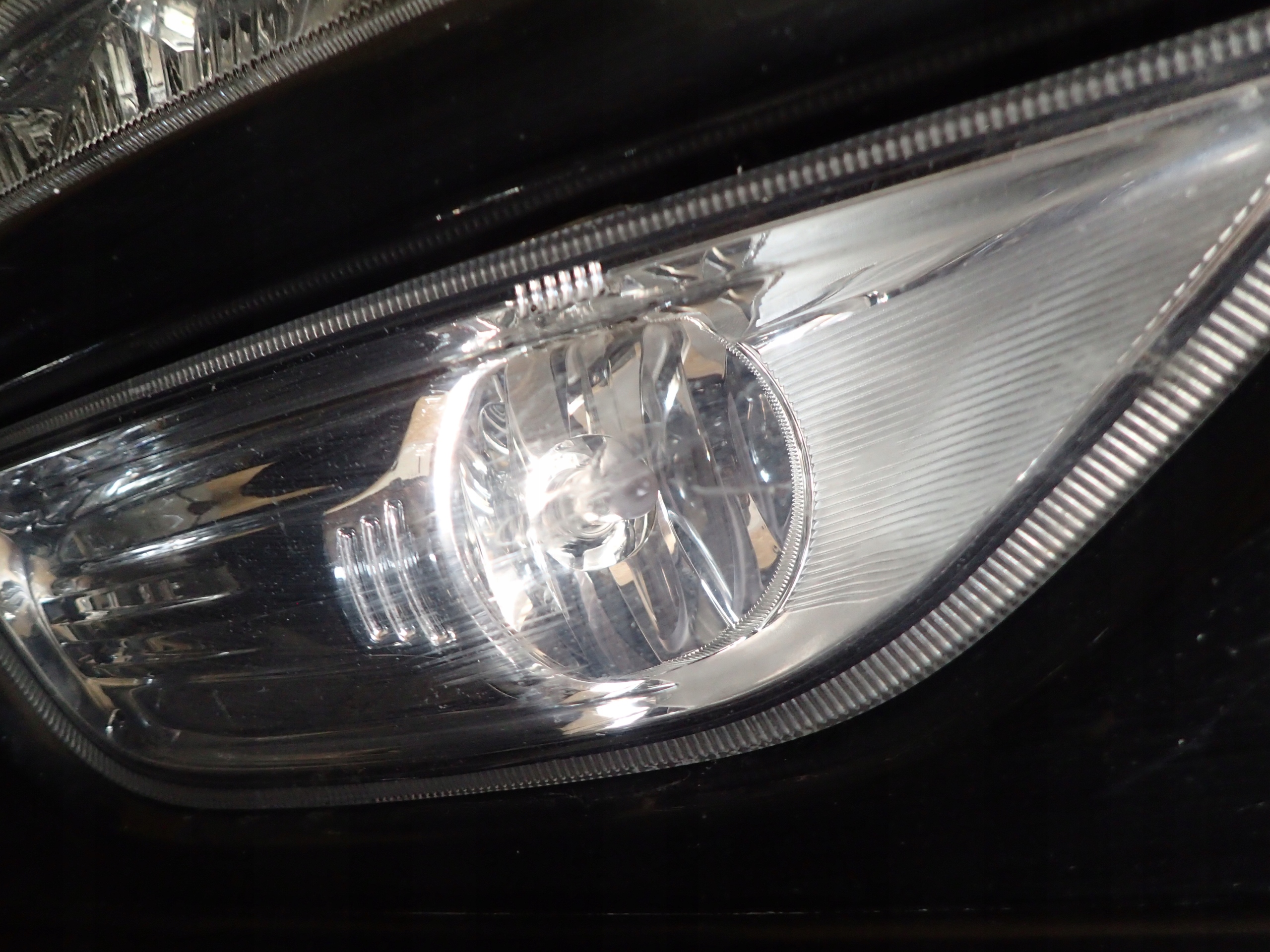 BUMPER FRONT FORD MONDEO MK4 LIFT ST TITANIUM