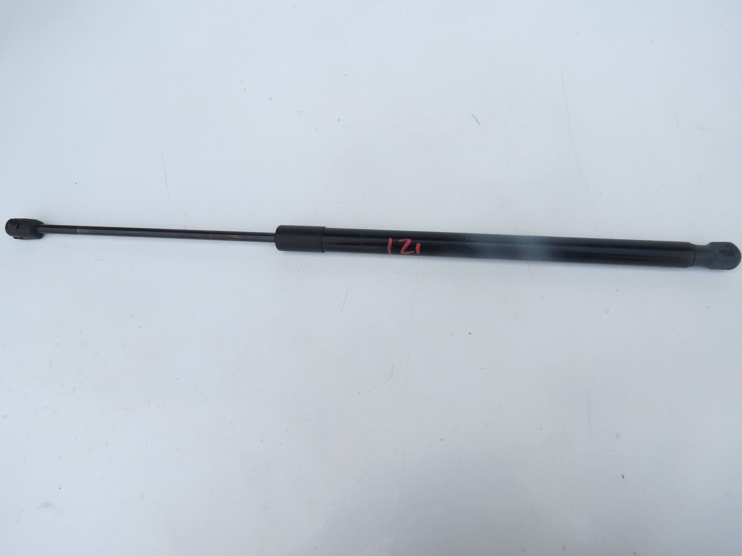 damper SILOWNIKI bonnet VOLVO V60 31297080