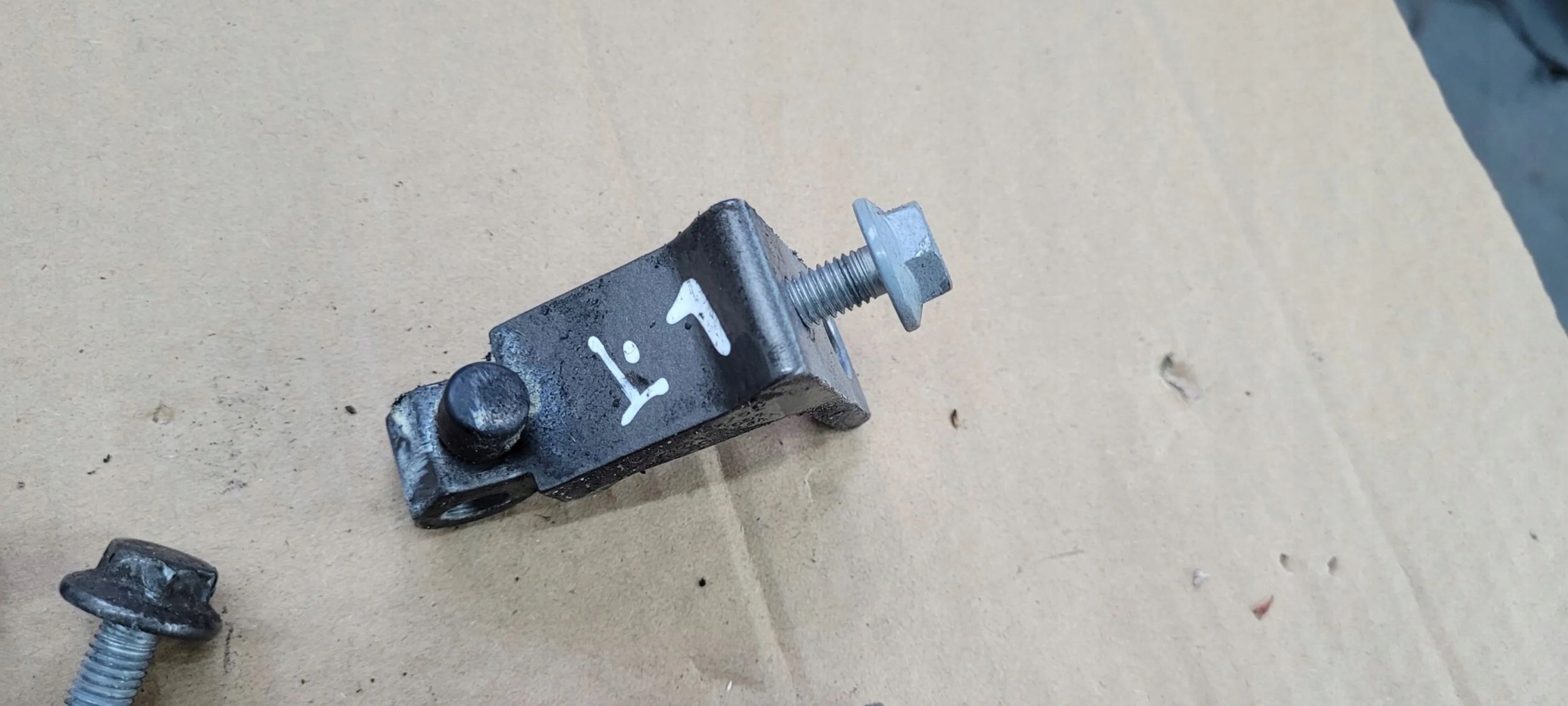 A6 C7 4G hinge hinges door left left rear part LY1P 2X