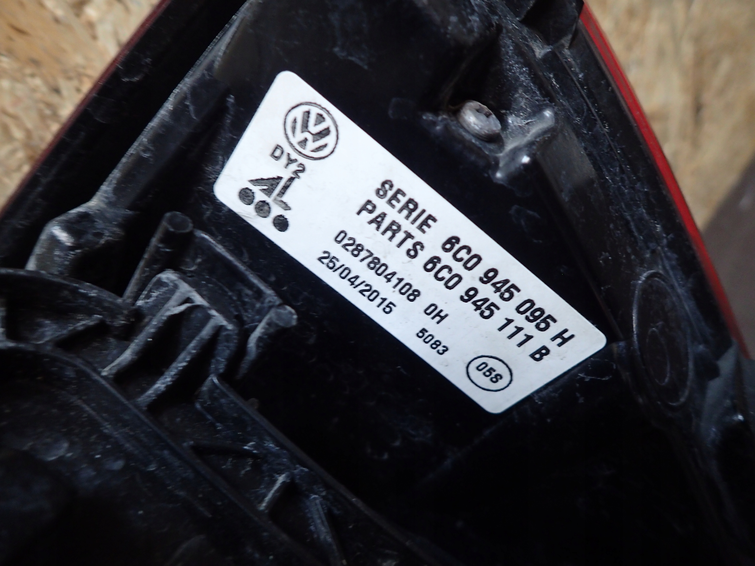 LIGHT REAR PART LEFT VW POLO 6C 14