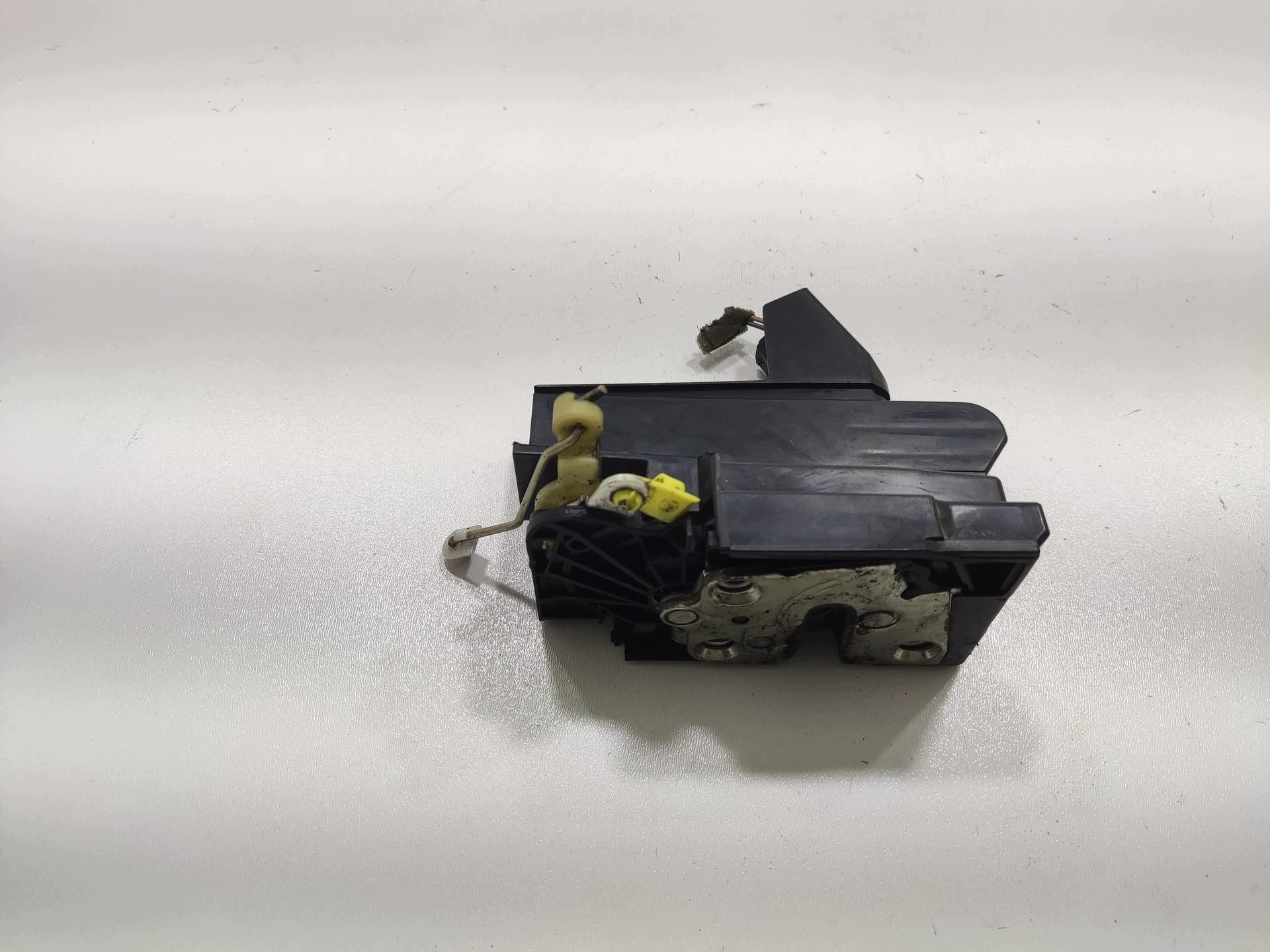 lock door left front DACIA SANDERO II 2012-2016 805039362R