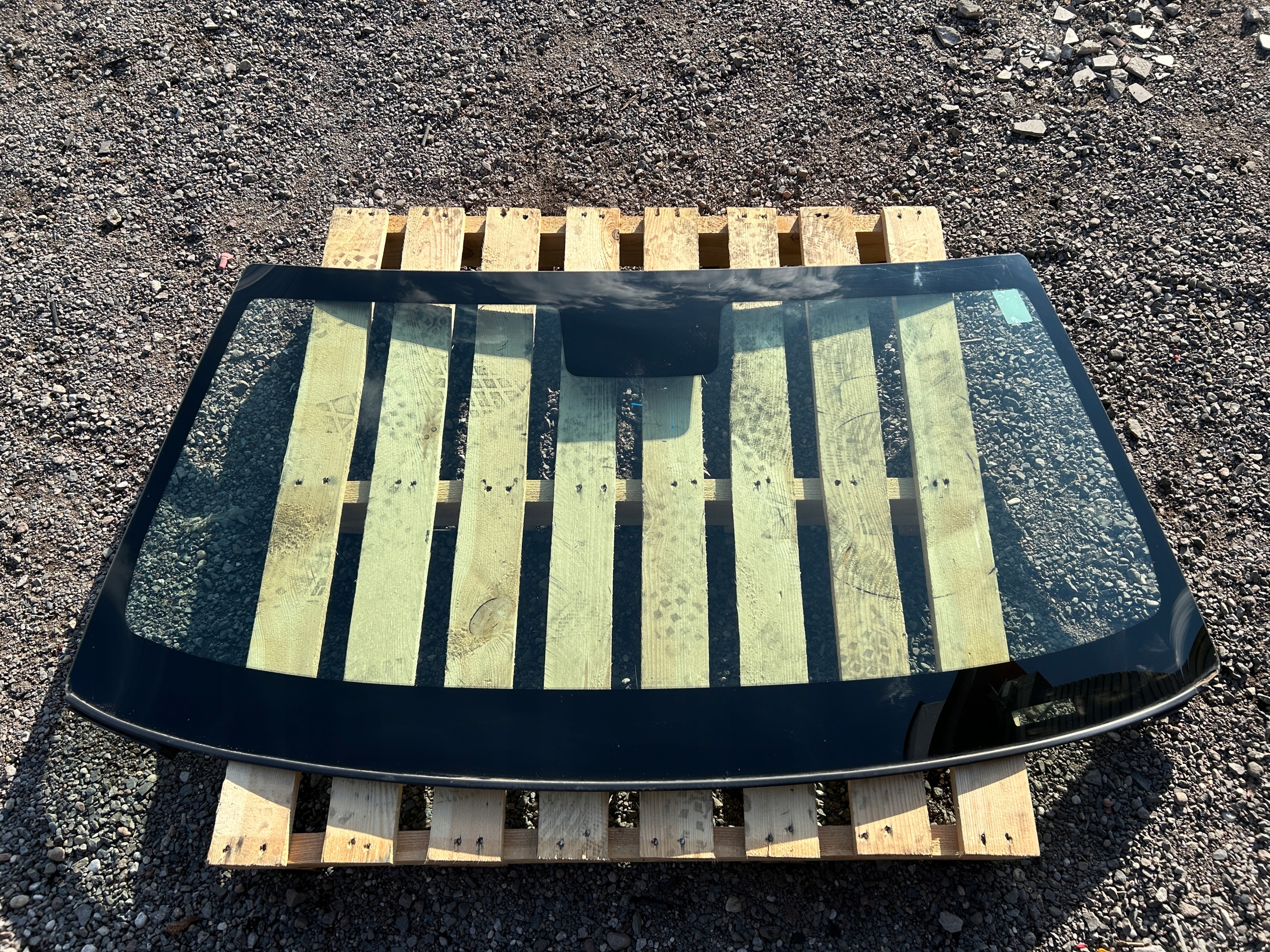 window iron front front Chevrolet Camaro Coupe 2009-2015