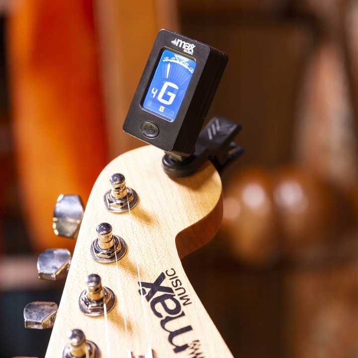 Zestaw GITARA ELEKTRYCZNA WMACNIACZ TUNER dodatki EAN (GTIN) 8715693319903