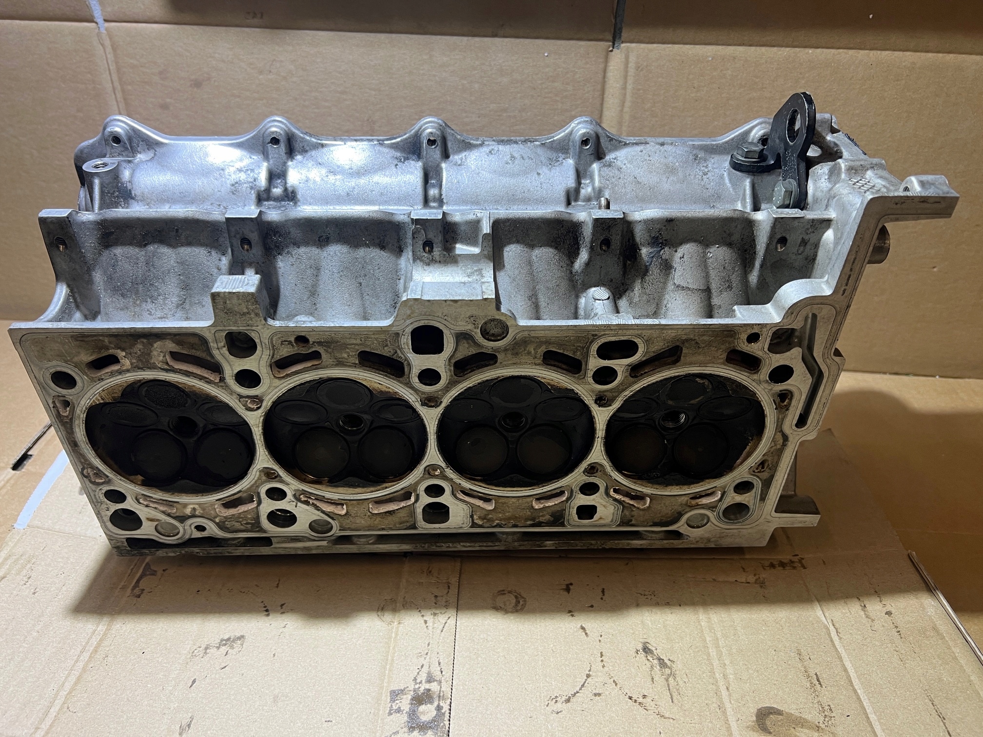 AUDI 4.2 FSI V8 BAT TESTATA Motore 079103373G