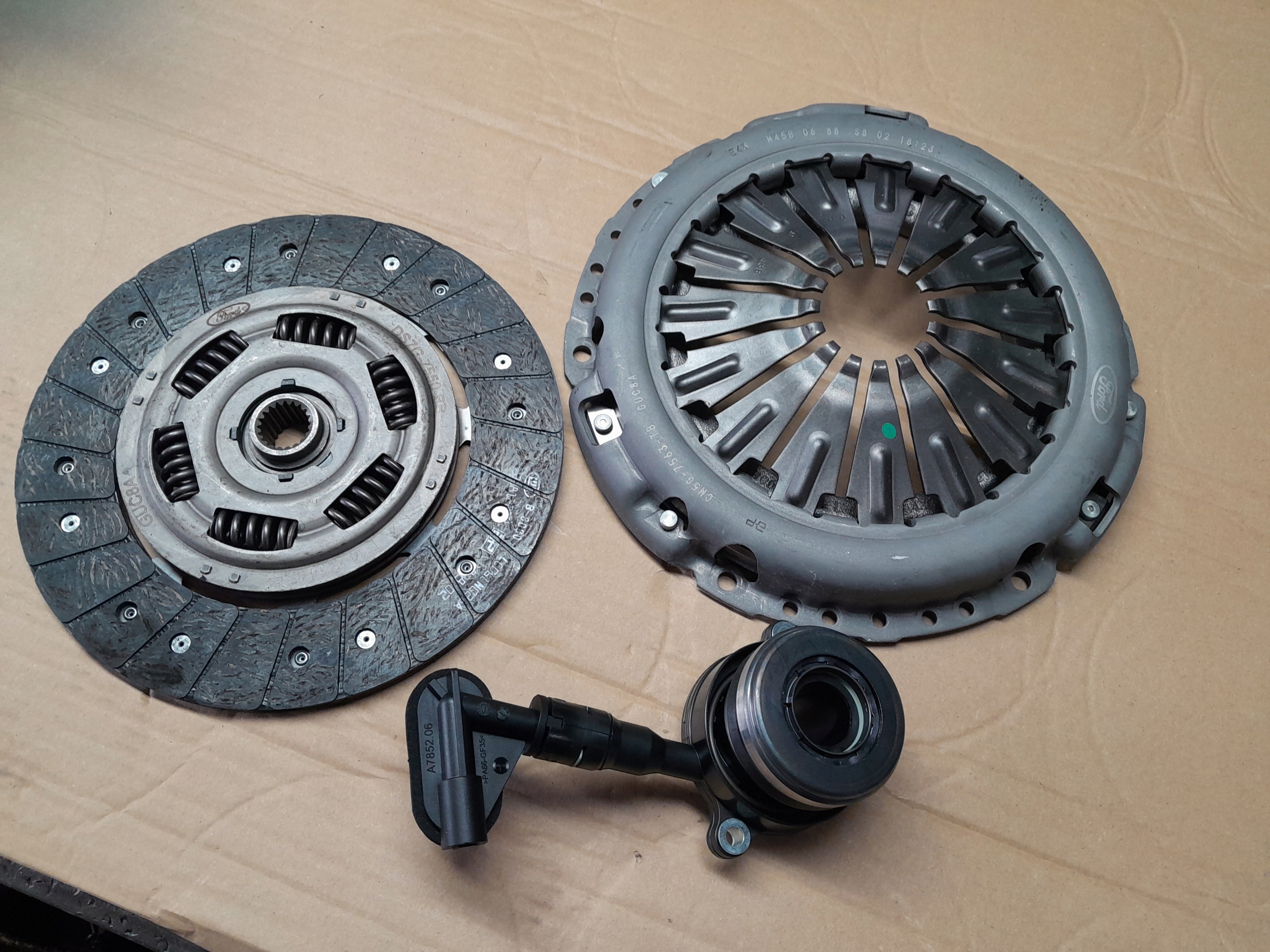 SPRZĘGŁO FORD CONNECT CMAX FOCUS 1.0 ECOBOOST DS7G7C623AB DS7G7C623