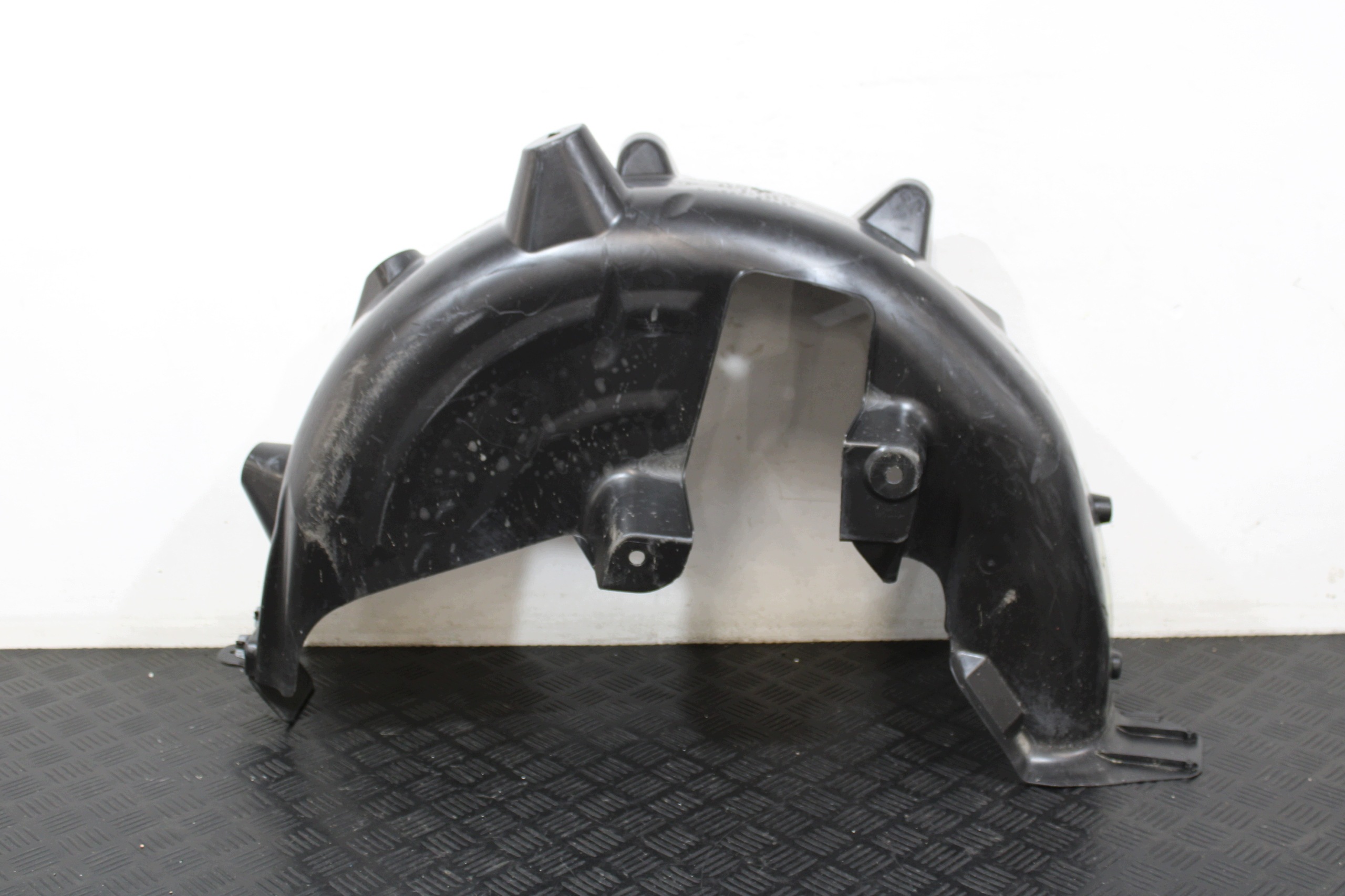 mudguard right rear part 767484221R RENAULT CAPTUR II 2 1.0 TCE