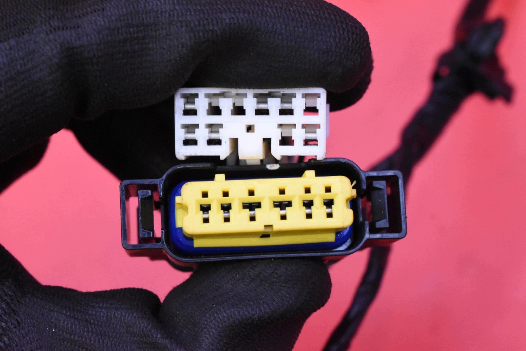 bundle wiring door right rear part A736E02288 BAIC BEIJING X7 LIFT 23