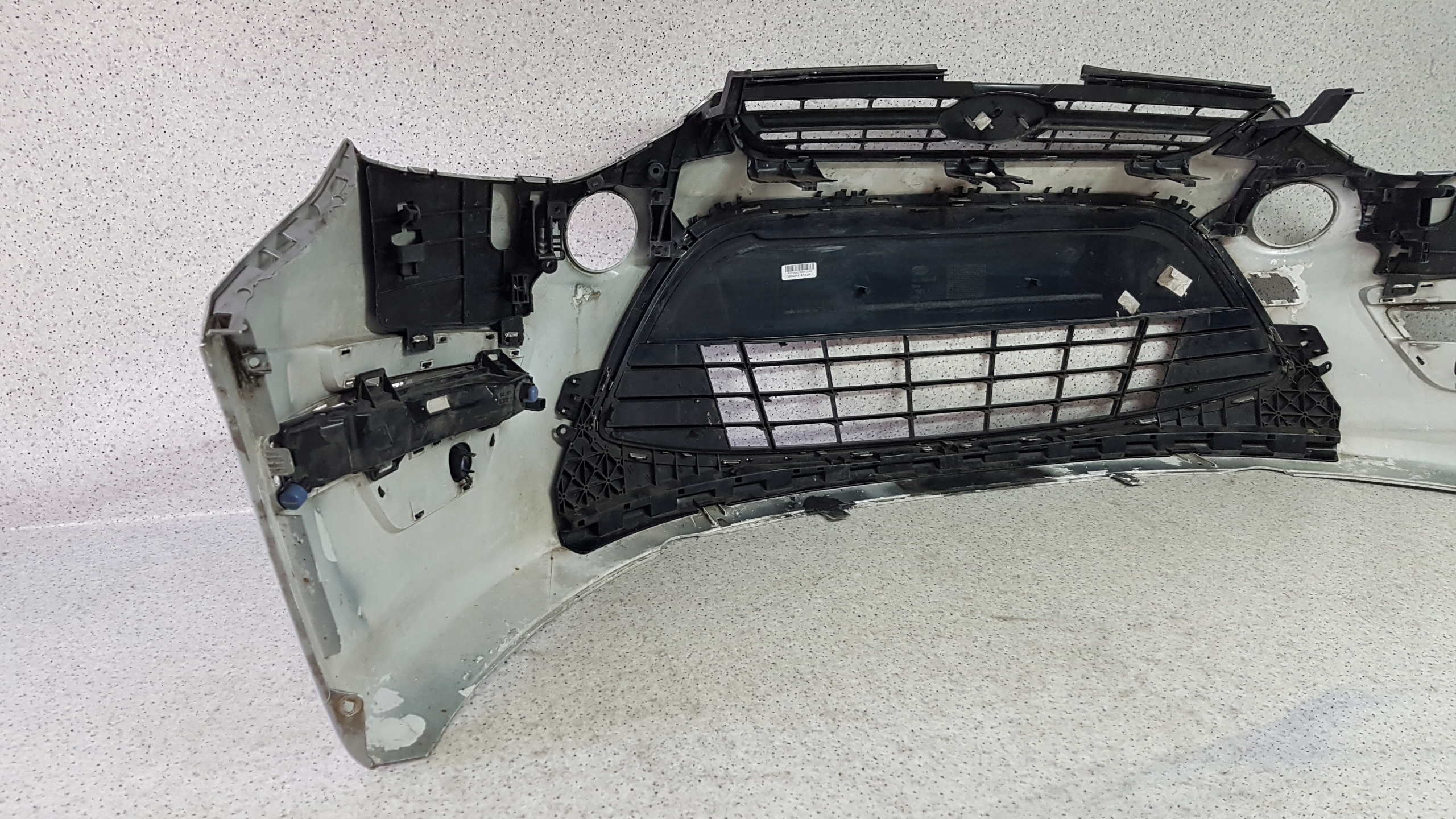 FORD S-MAX S MAX MK1 LIFT 2010 - bumper front 9252