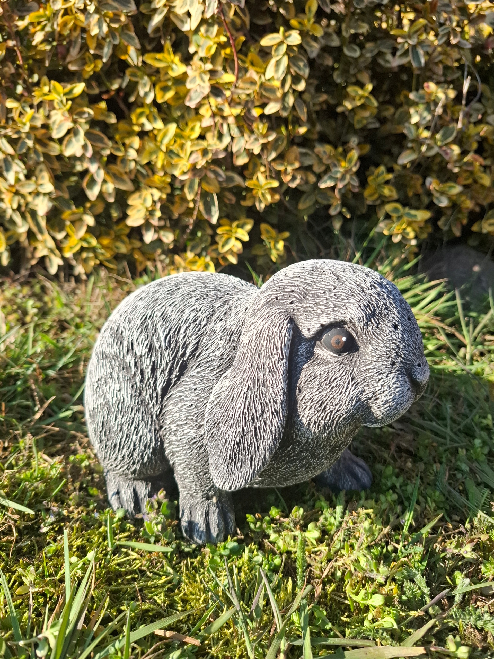 Betonová zahradní figurka Králík Zajíc zahradní socha králíček betonová