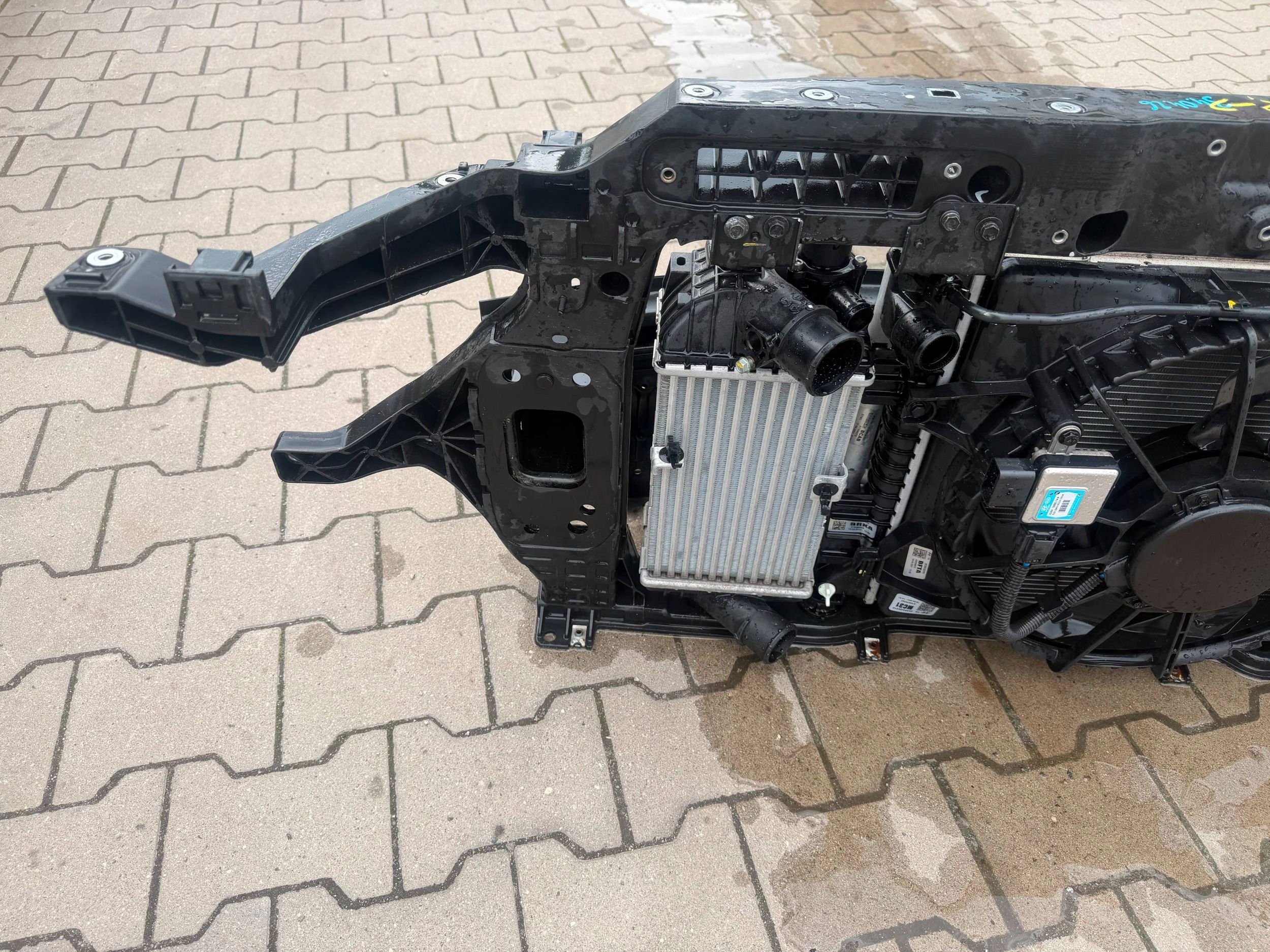 HYUNDAI BAYON 1.0 T-GDI support panel for radiators pillar iron sider radiator 21