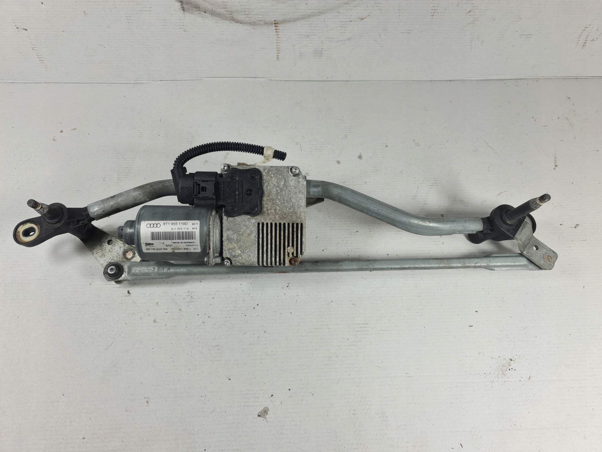 A5 8T мотор стеклоочистителя 8T1955119D 8T1955023E