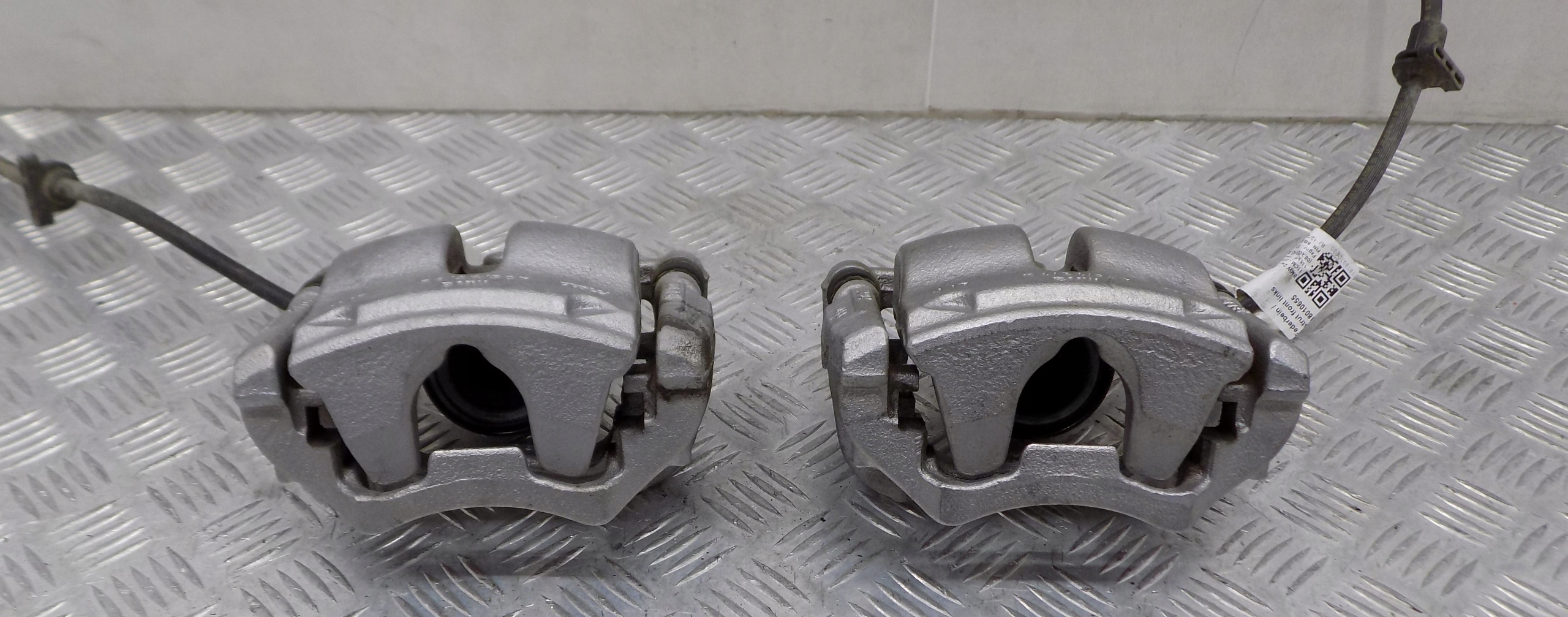 BMW G42 G20 G06 calipers brake left right front