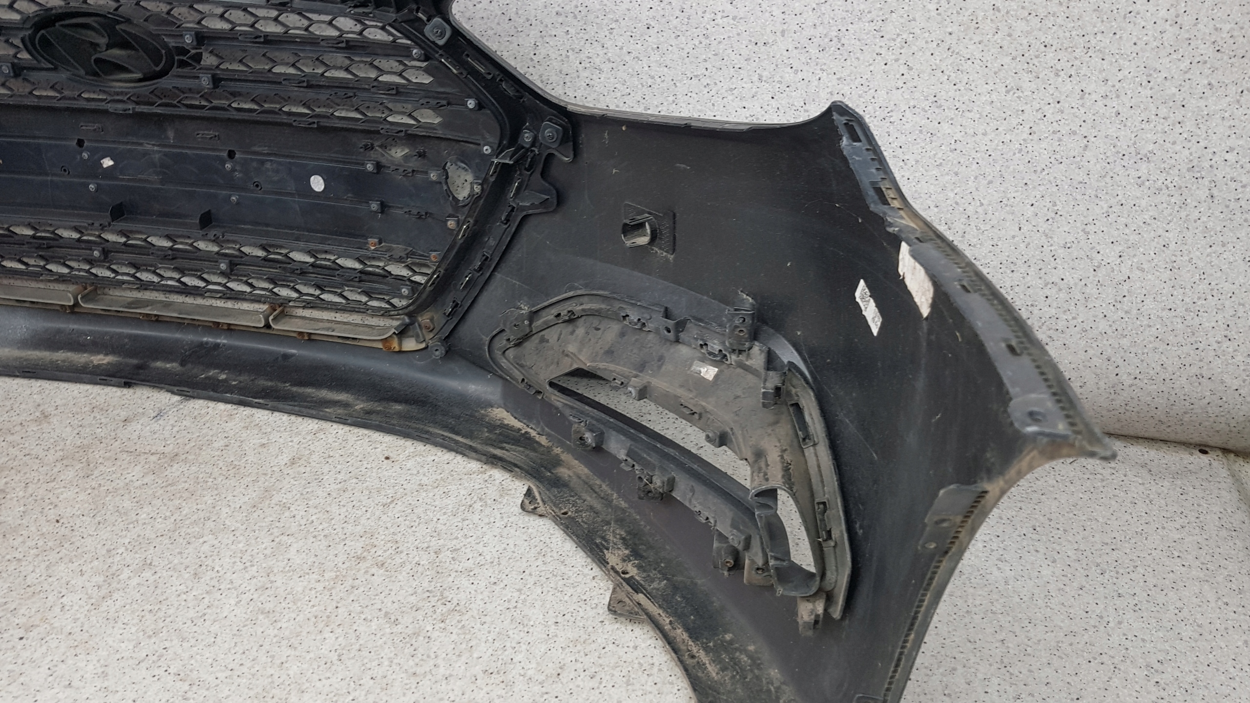 HYUNDAI I40 and 40 LIFT 2016 - bumper front 3756