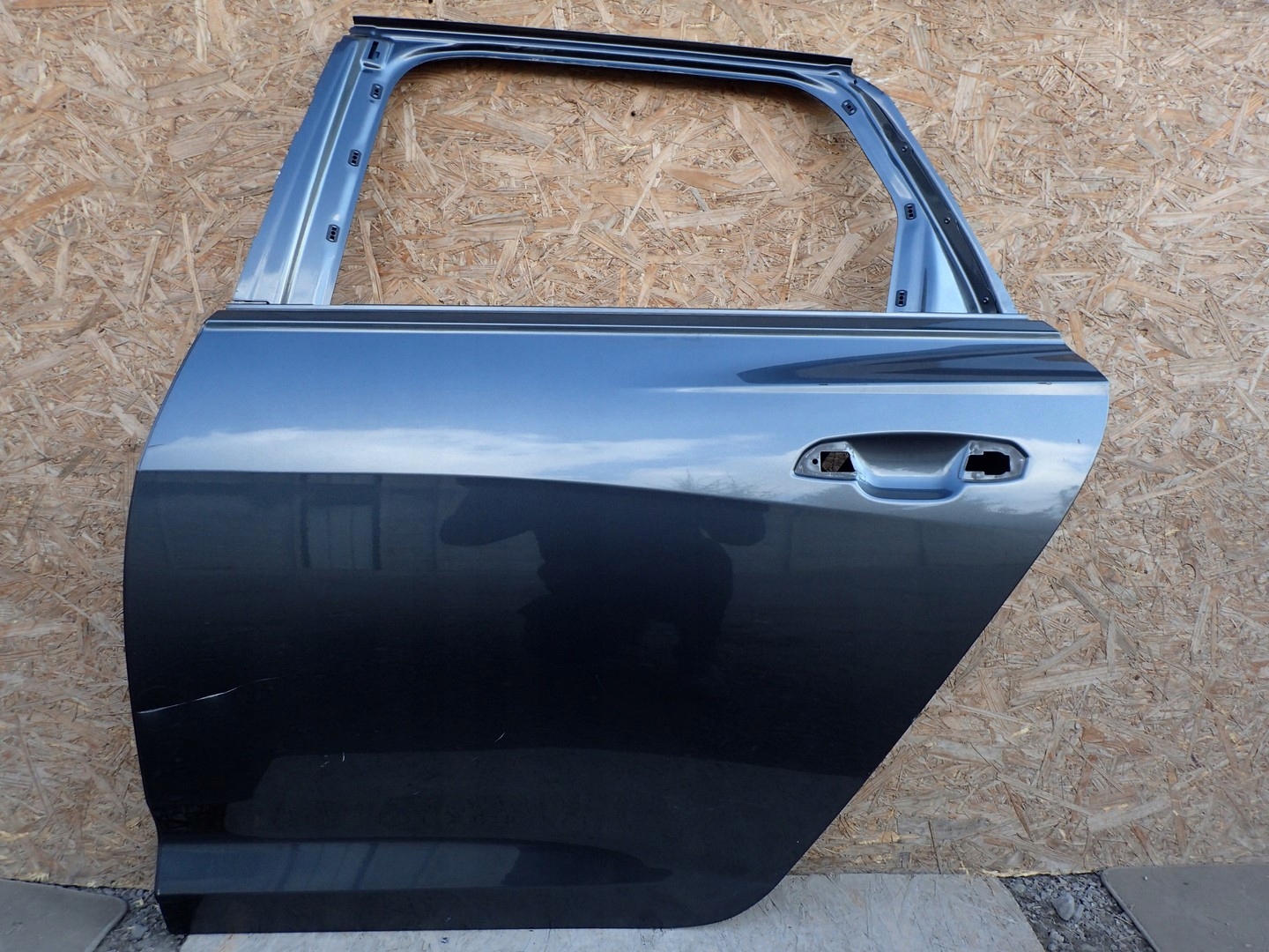 door left rear. left rear part AUDI A6 4K C8 KOMBI