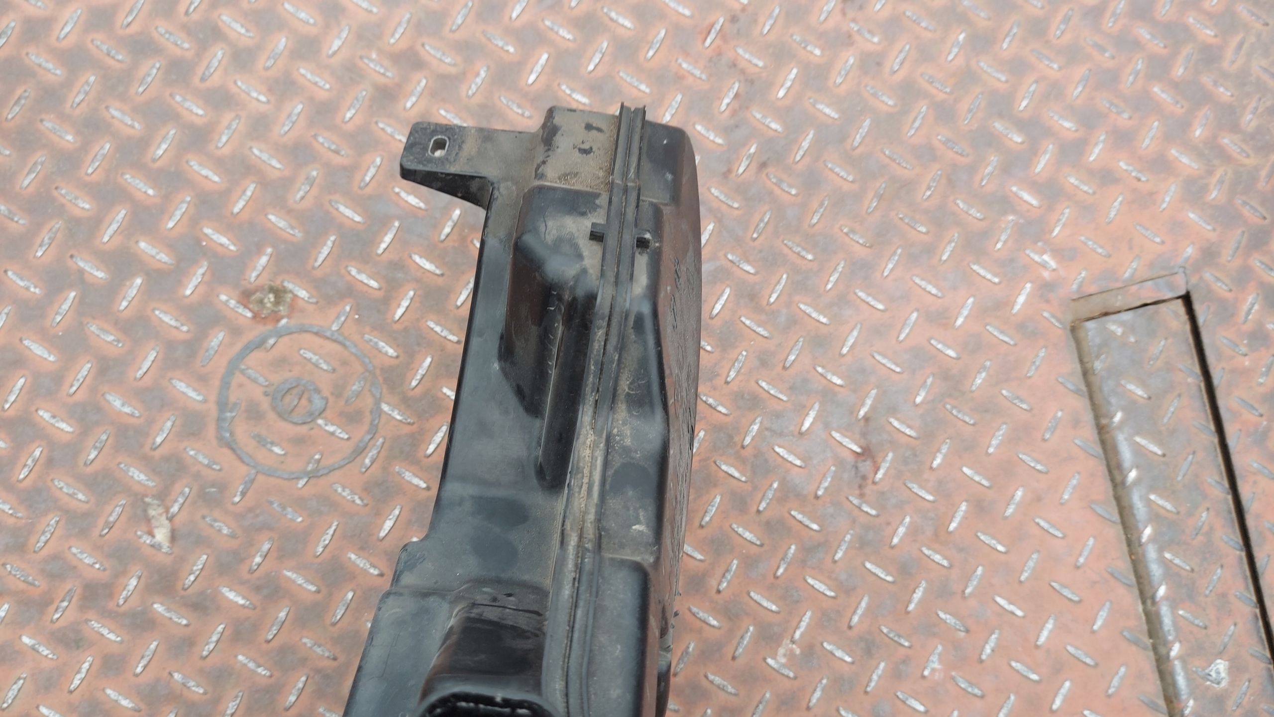 washer fluid tank AUDI A5 II F5 16