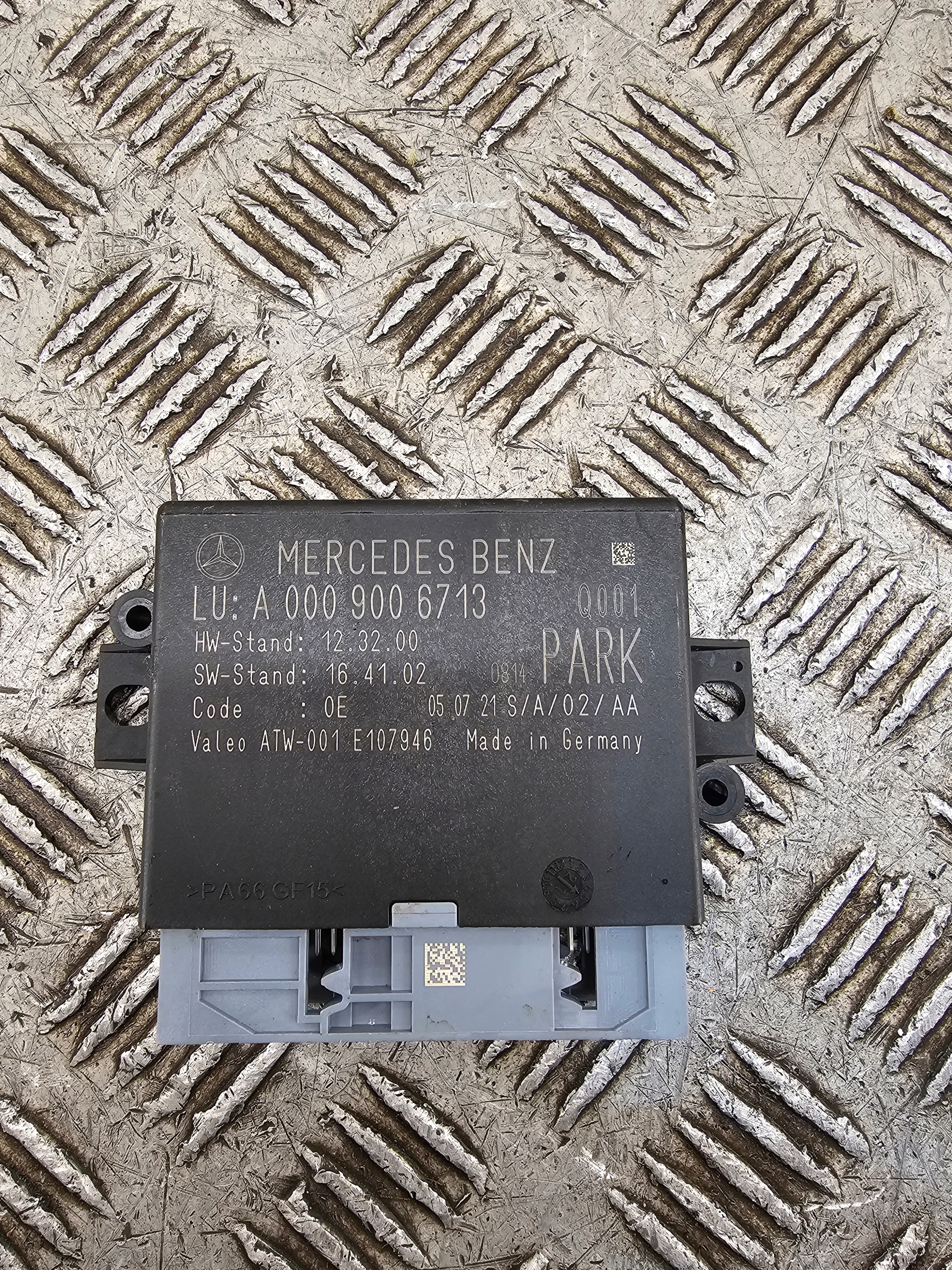 MERCEDES CLA W117 LIFT module control unit PDC