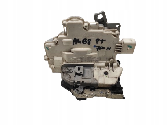 AUDI A4 B8 07- ZAMEK PRAWY TYŁ 7PIN