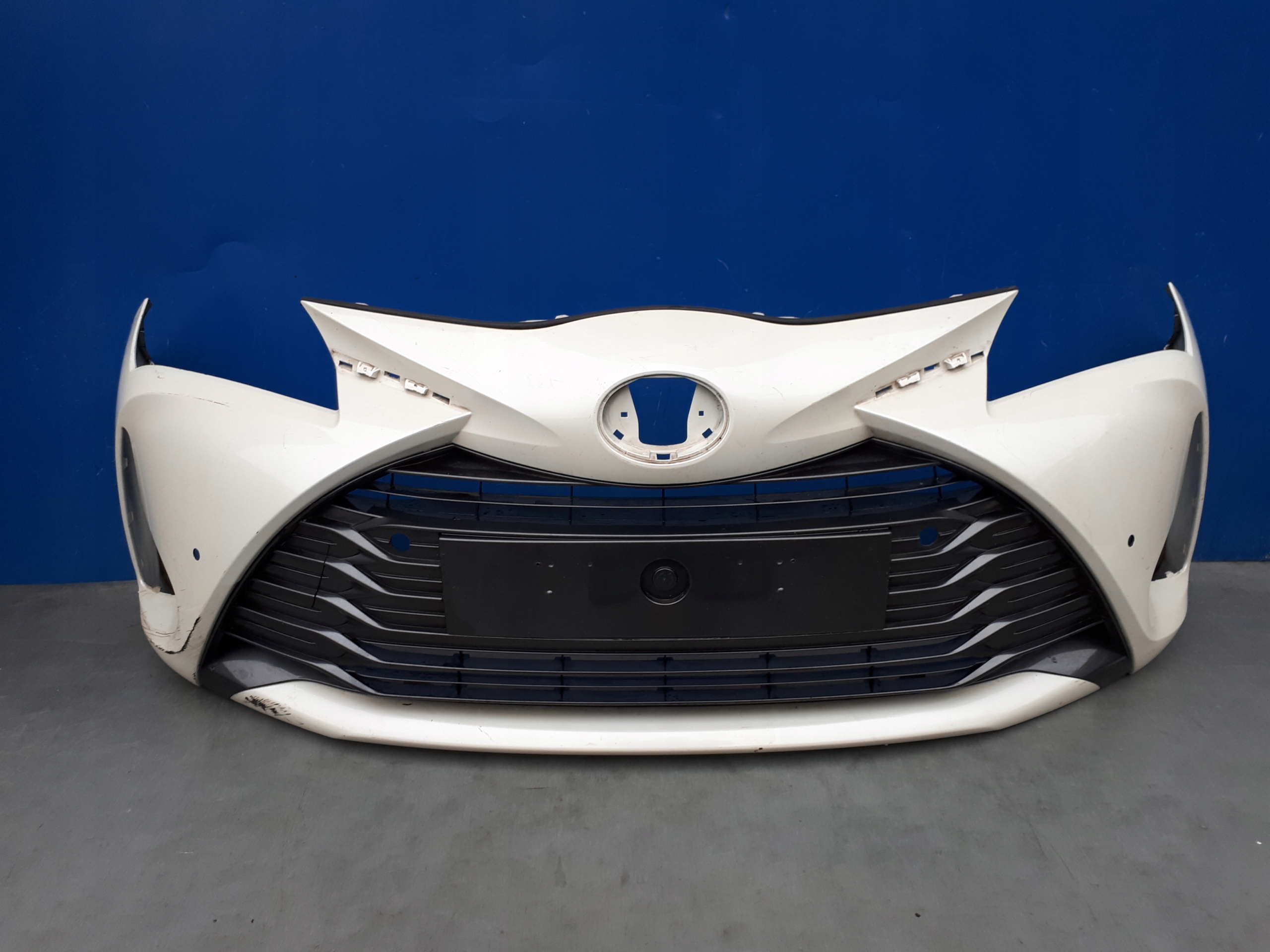 TOYOTA YARIS III LIFT 2017 17- ZDERZAK PRZEDNI 52119-0DA40 52119-0DA40 ...