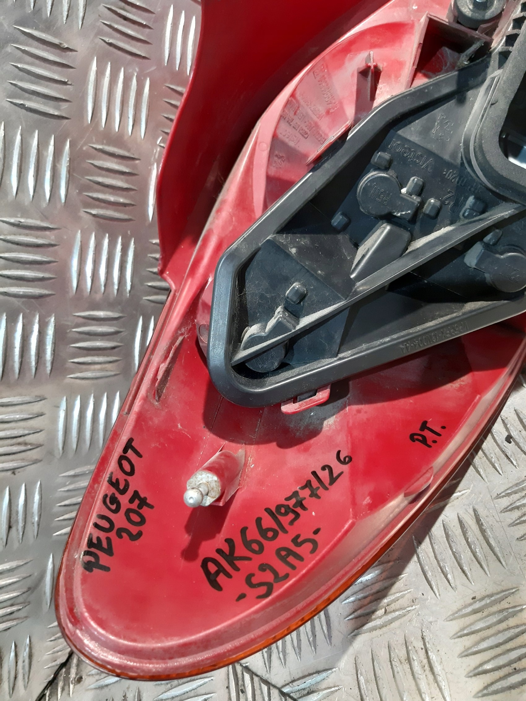 PEUGEOT 207 light right rear right rear part 9649986580